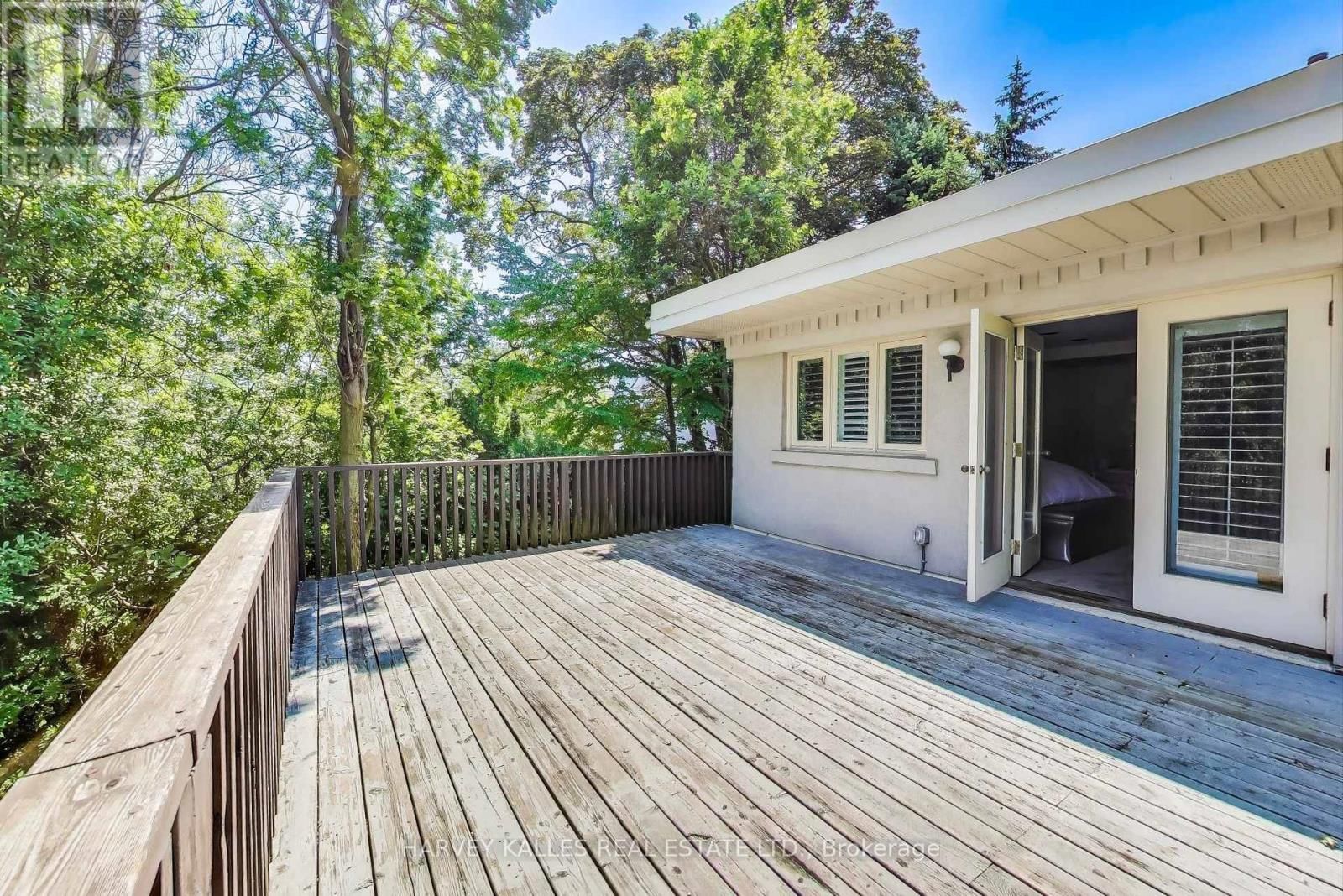 103 VESTA DRIVE Image 30