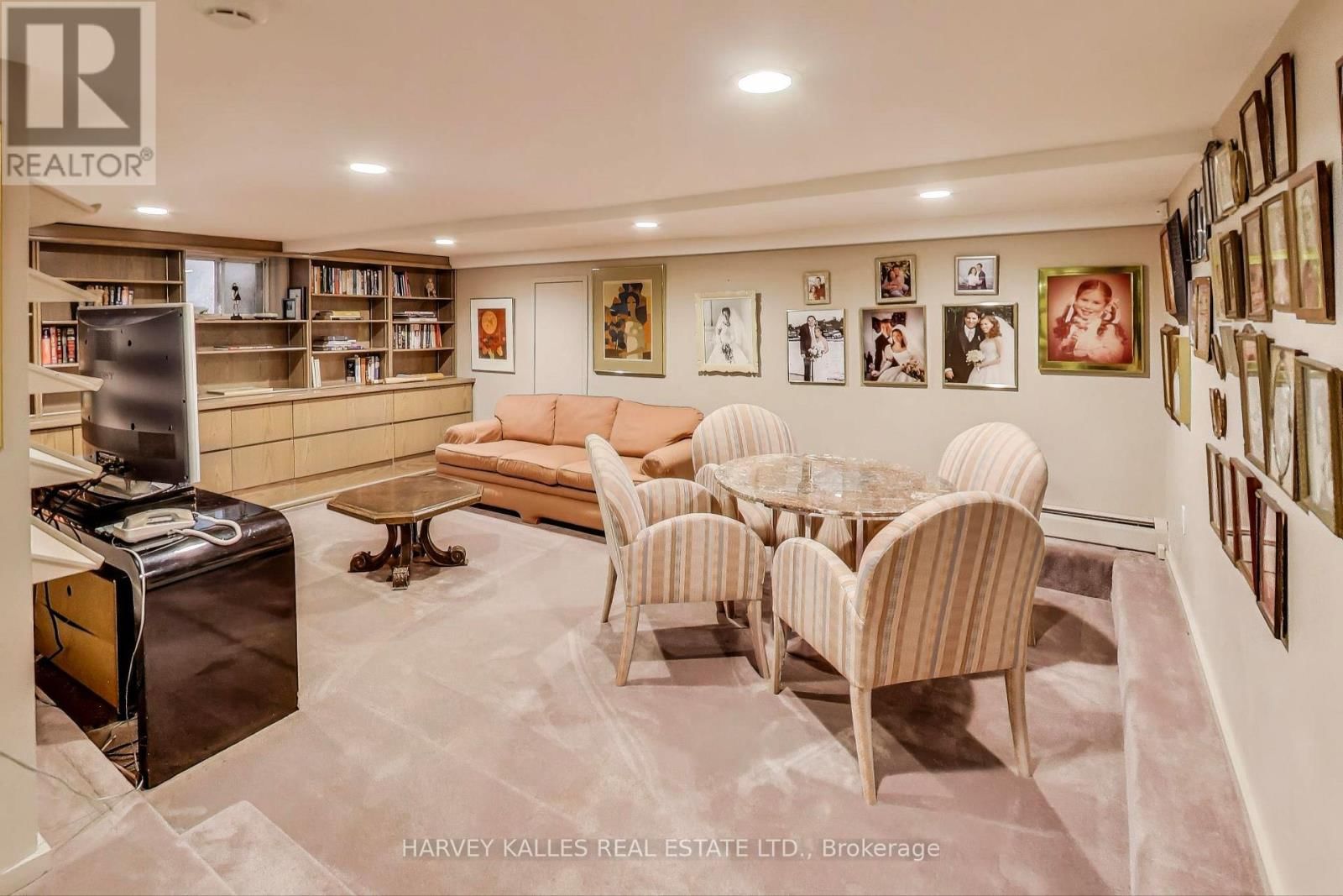 103 VESTA DRIVE Image 35