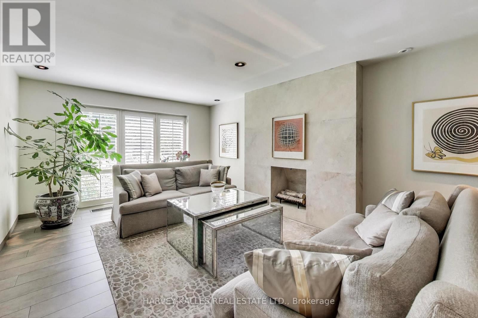 103 VESTA DRIVE Image 7