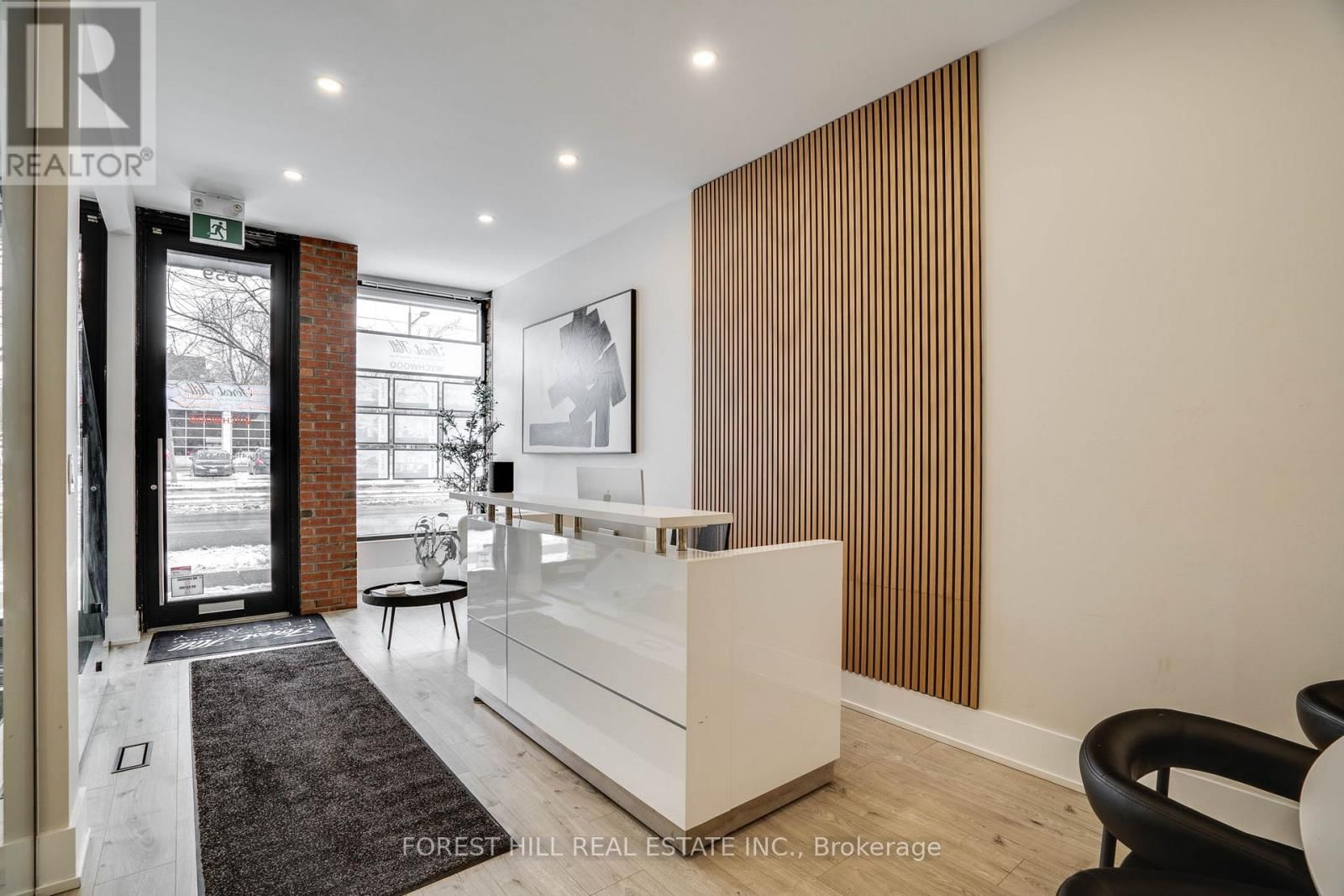 659 ST CLAIR AVENUE WEST Image 6