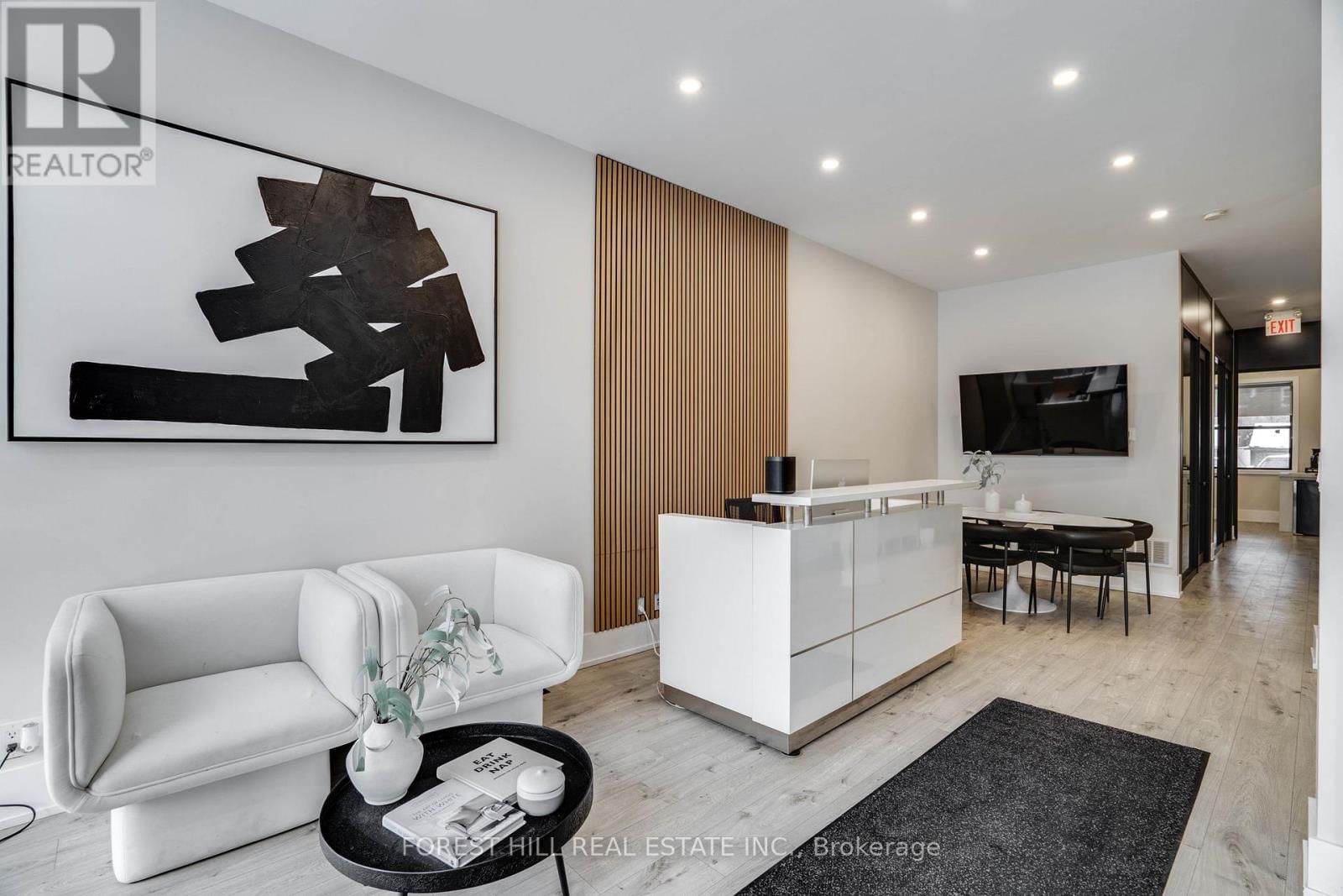 659 ST CLAIR AVENUE WEST Image 9