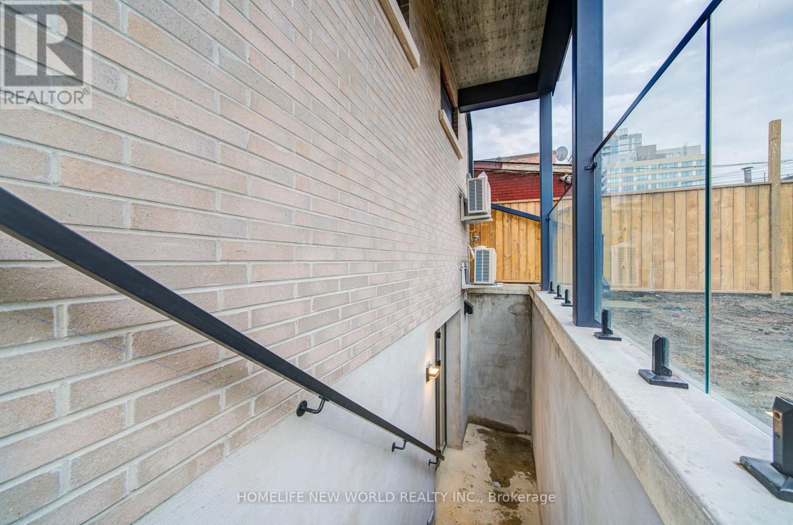 UNIT 5 - 78 GLADSTONE AVENUE Image 3