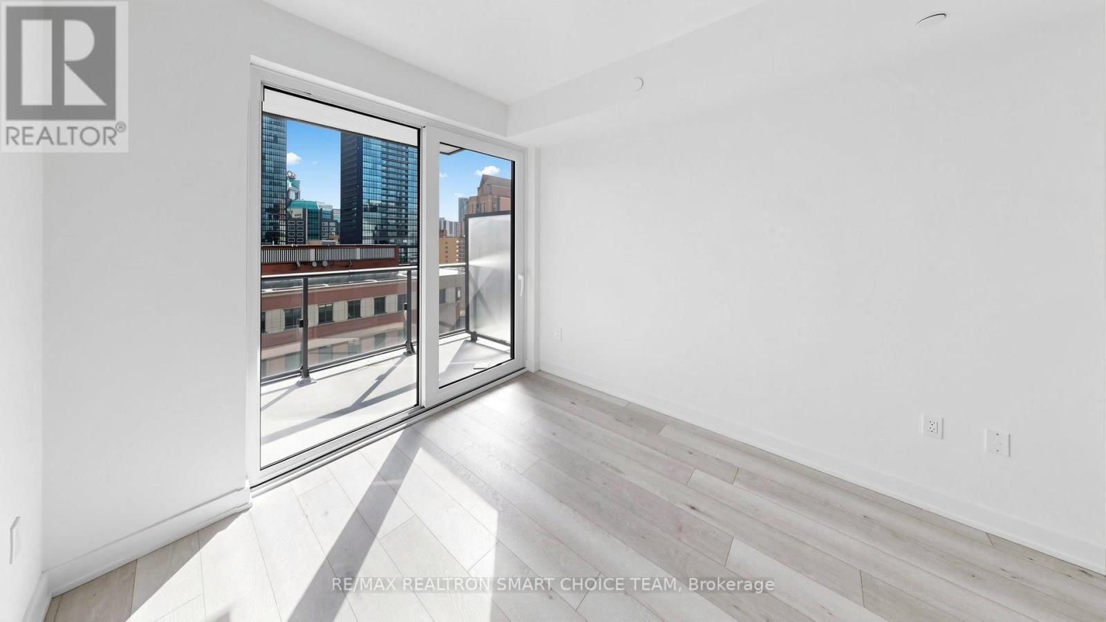 806 - 634 CHURCH STREET Image 15