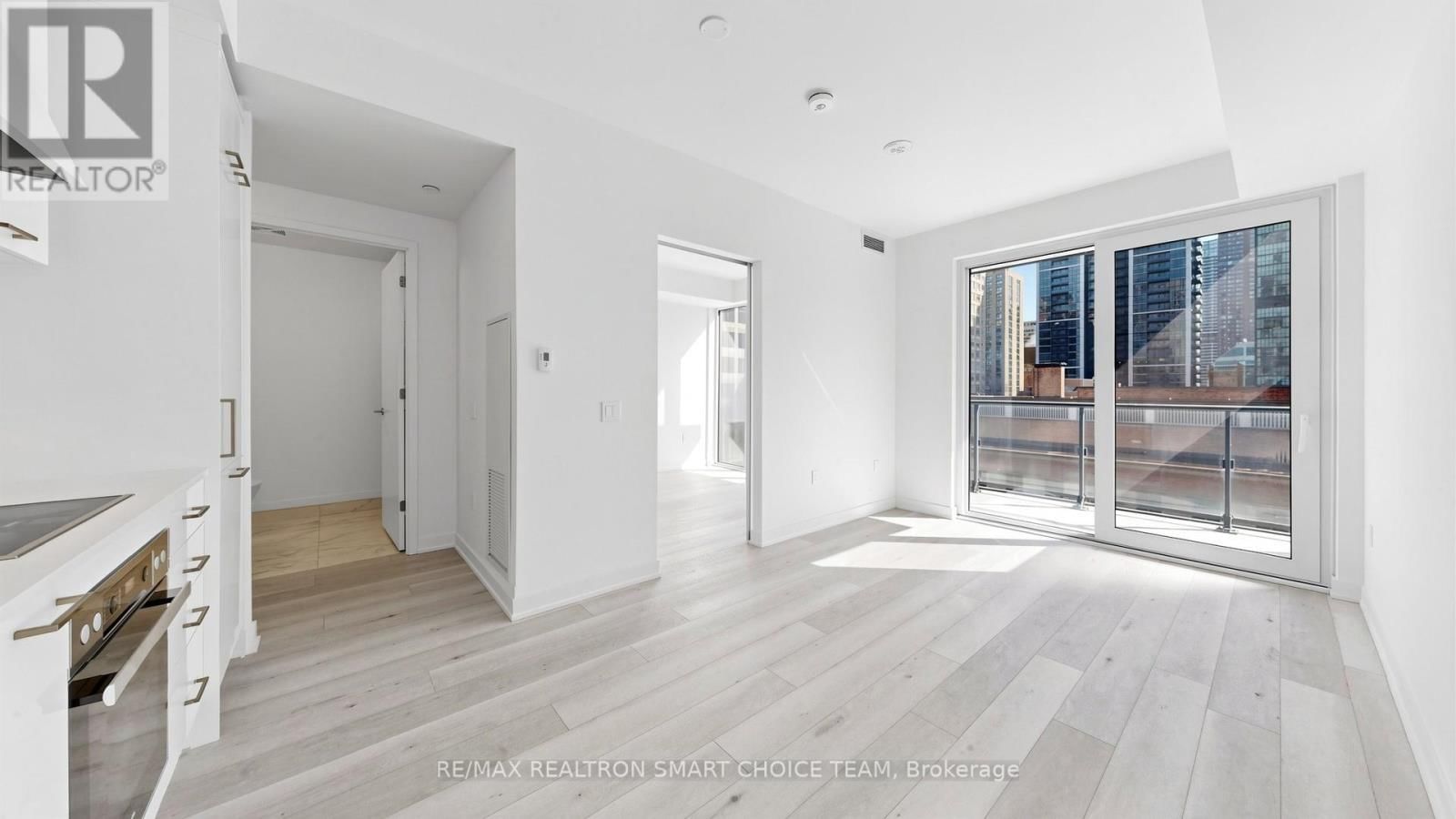 806 - 634 CHURCH STREET Image 26