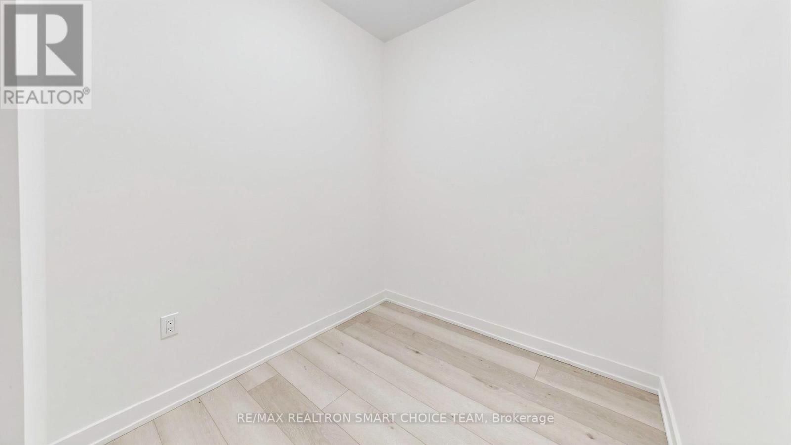 806 - 634 CHURCH STREET Image 27