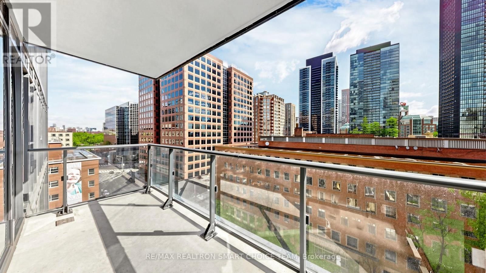 806 - 634 CHURCH STREET Image 32