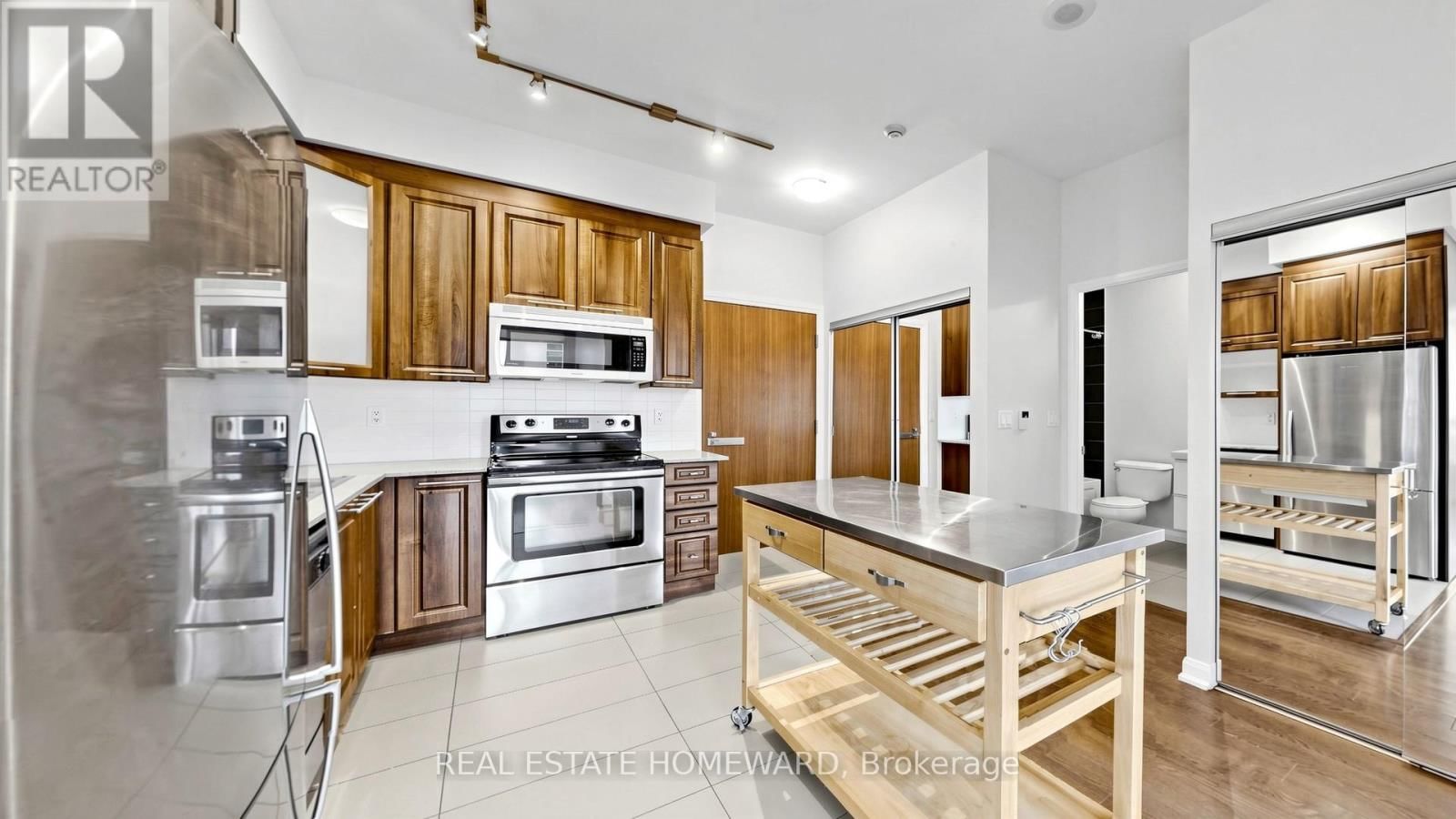 503 - 500 SHERBOURNE STREET Image 10