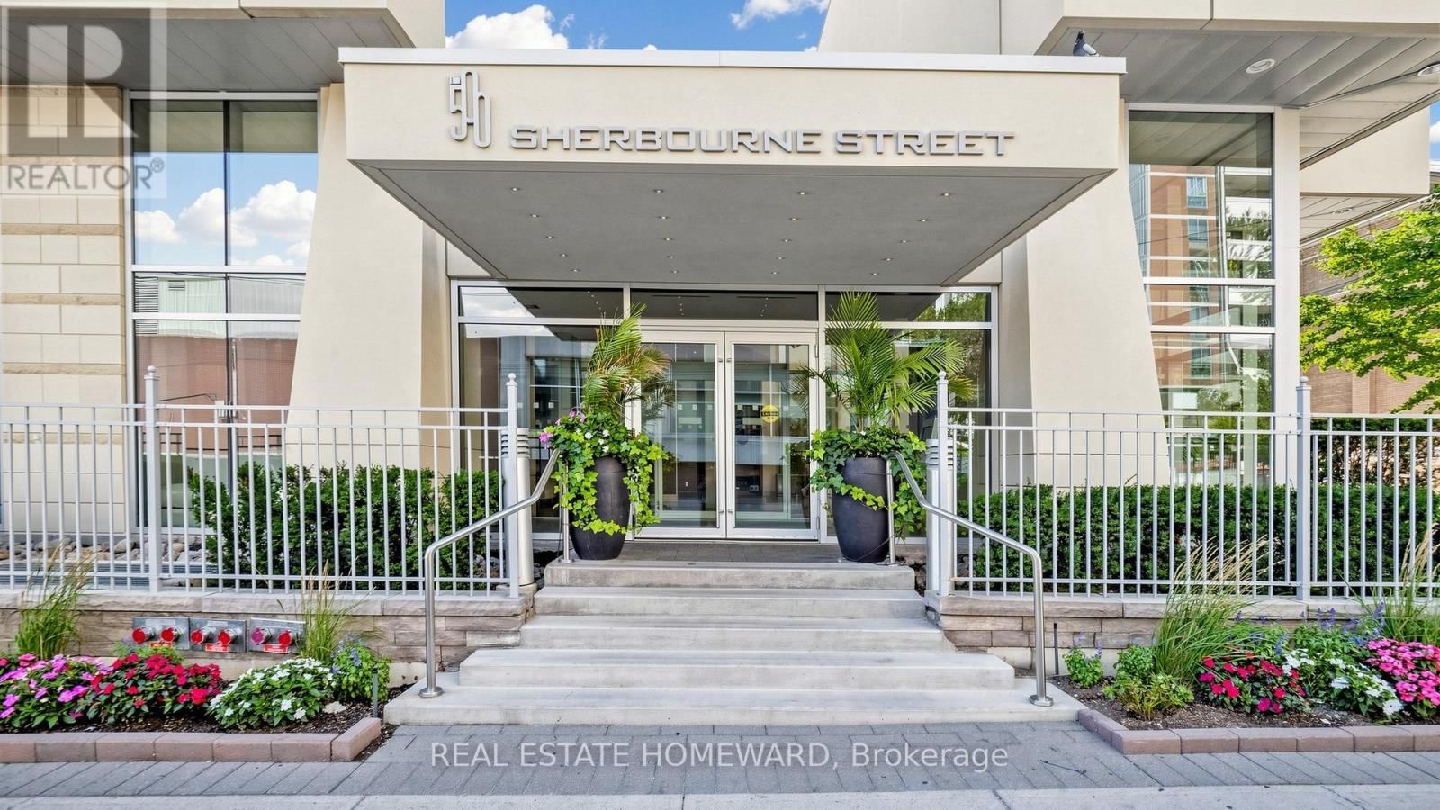 503 - 500 SHERBOURNE STREET Image 3