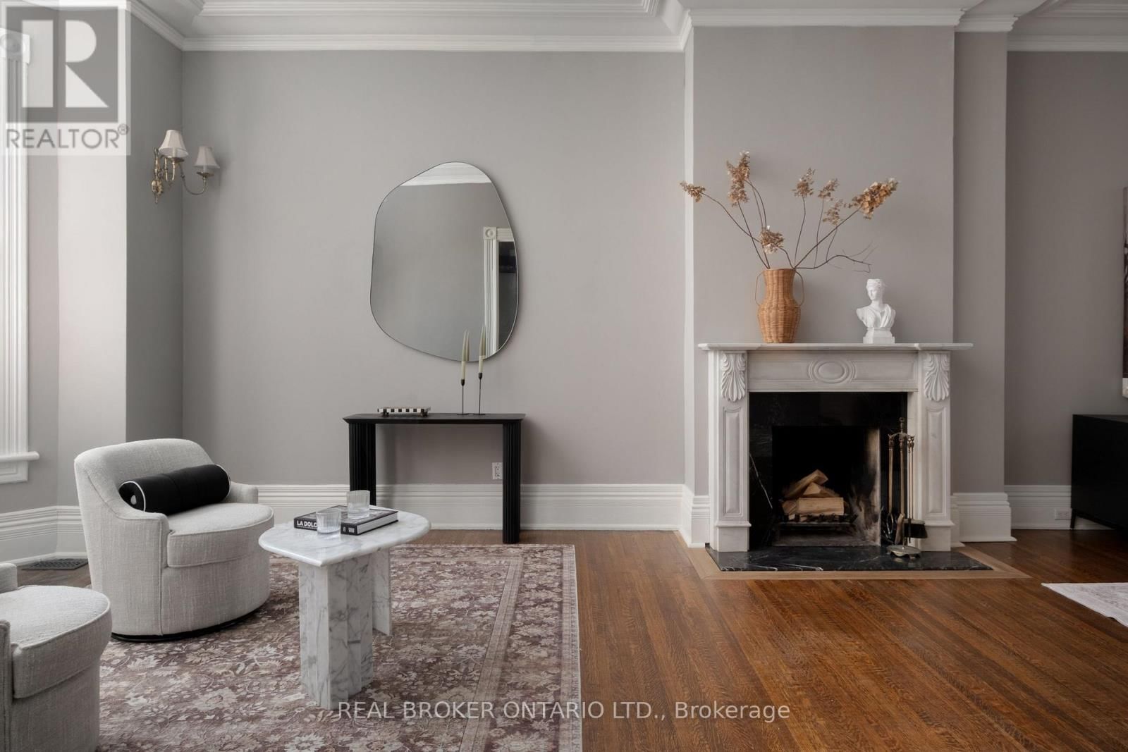 298 BERKELEY STREET Image 2