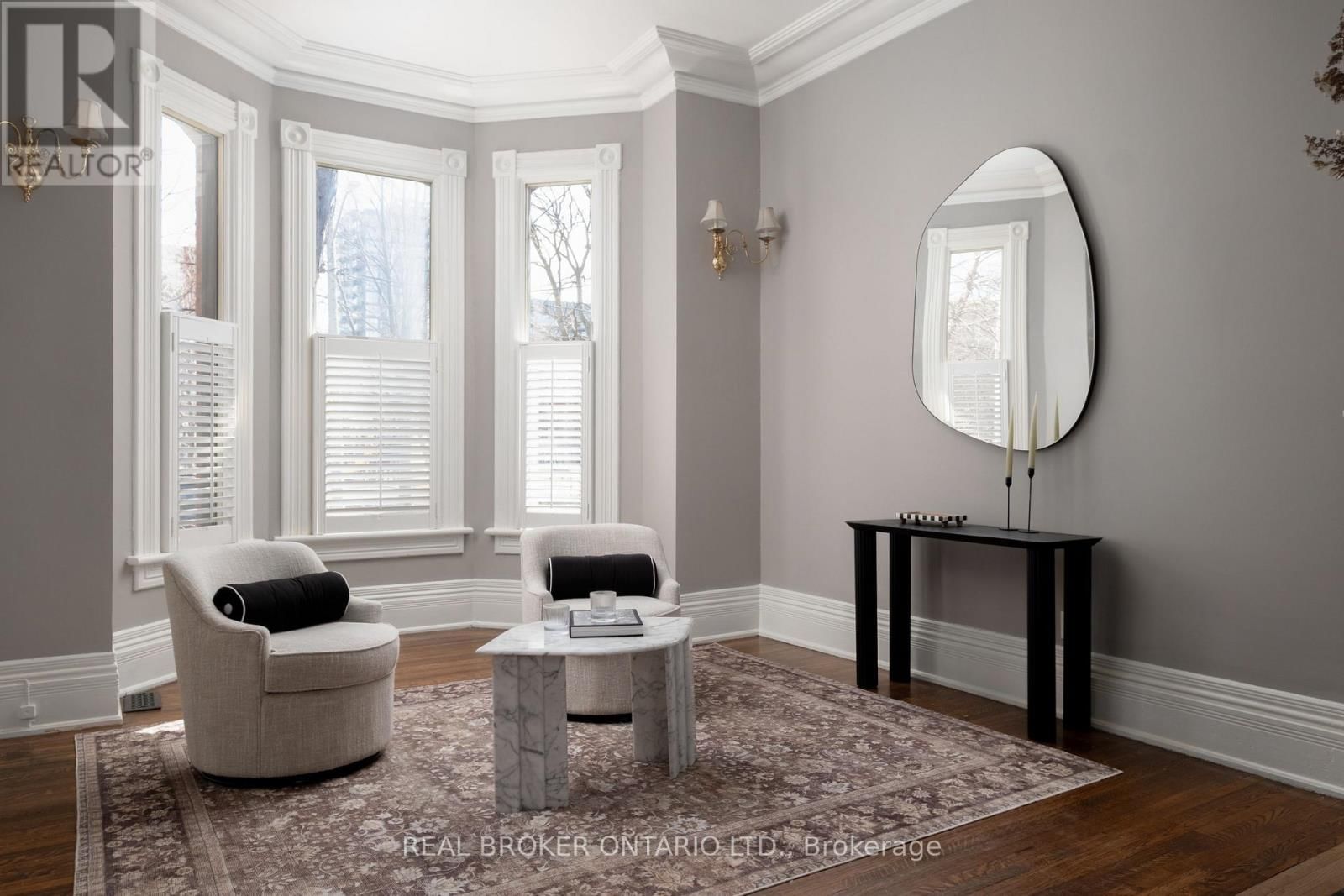 298 BERKELEY STREET Image 6