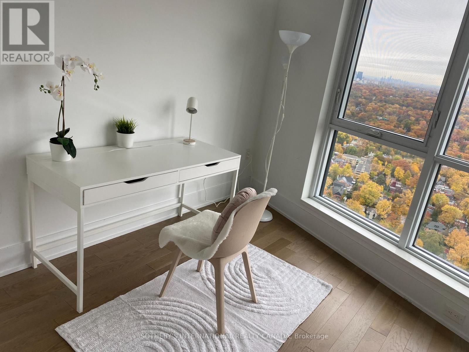 4215 - 585 BLOOR STREET EAST Image 10