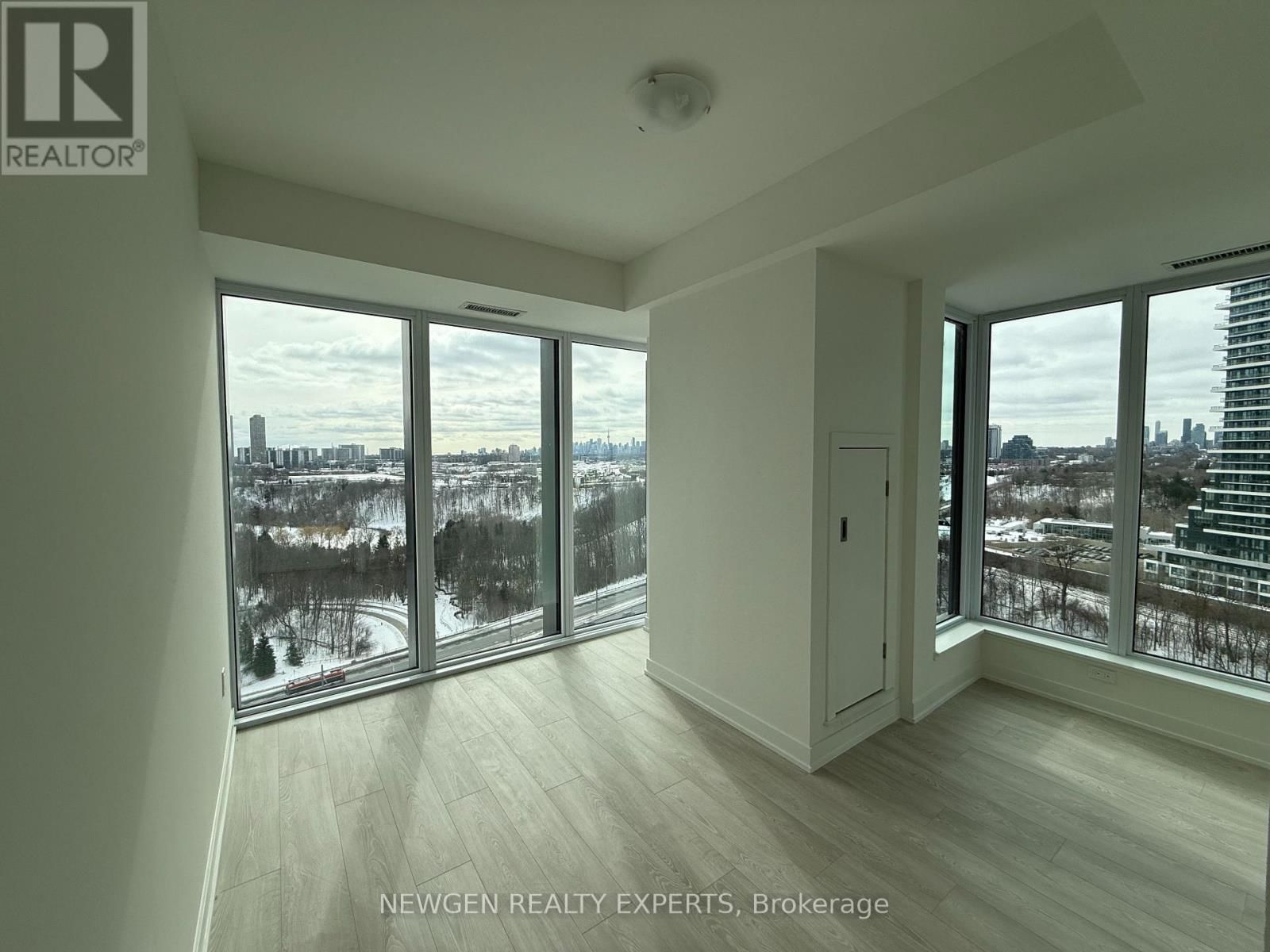 1203 - 1 QUARRINGTON LANE Image 14