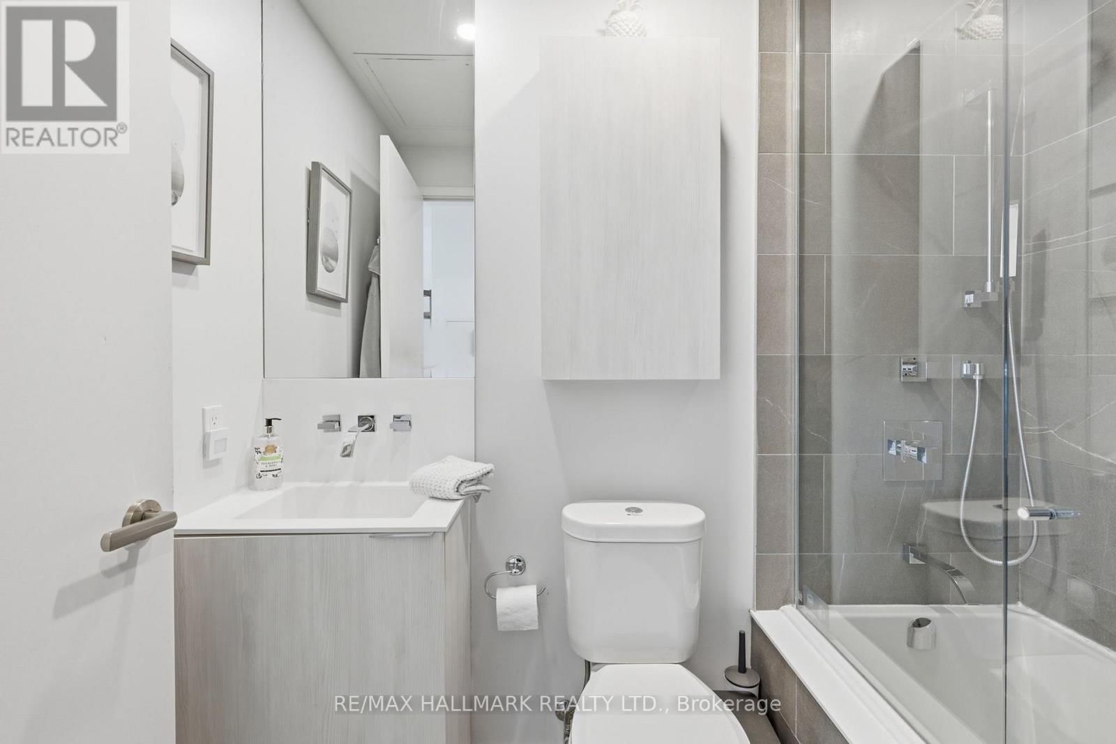 425 - 12 BONNYCASTLE STREET Image 18