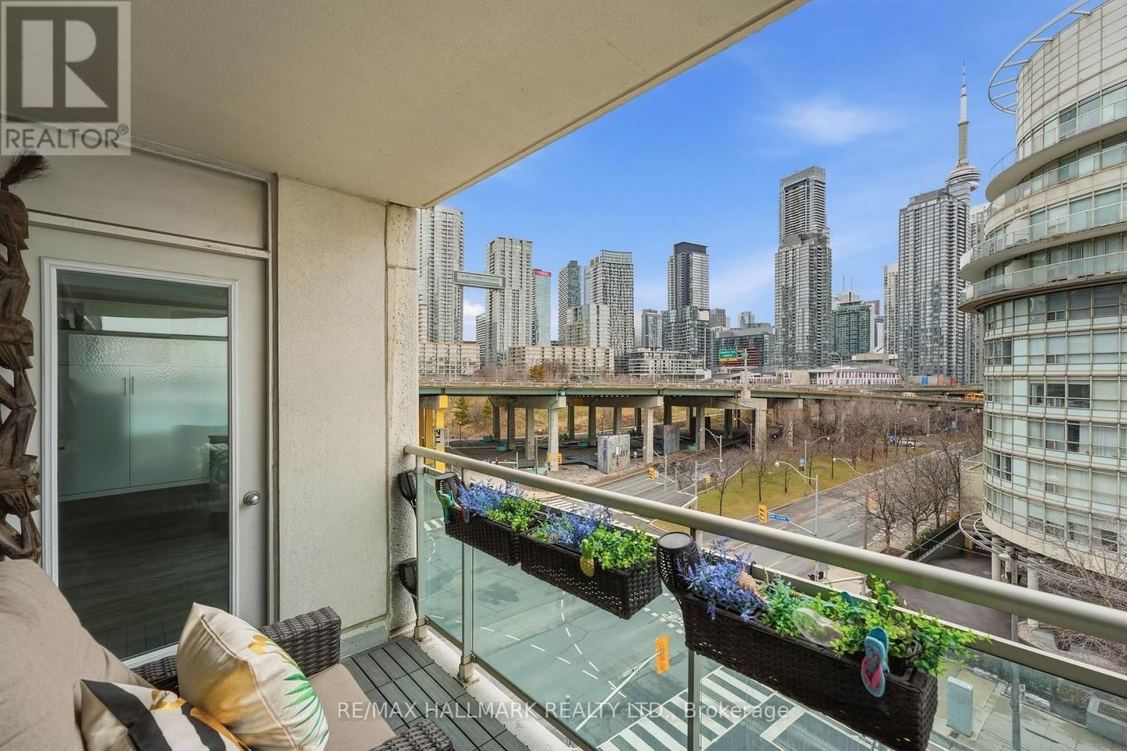 705 - 600 QUEENS QUAY WEST Image 23