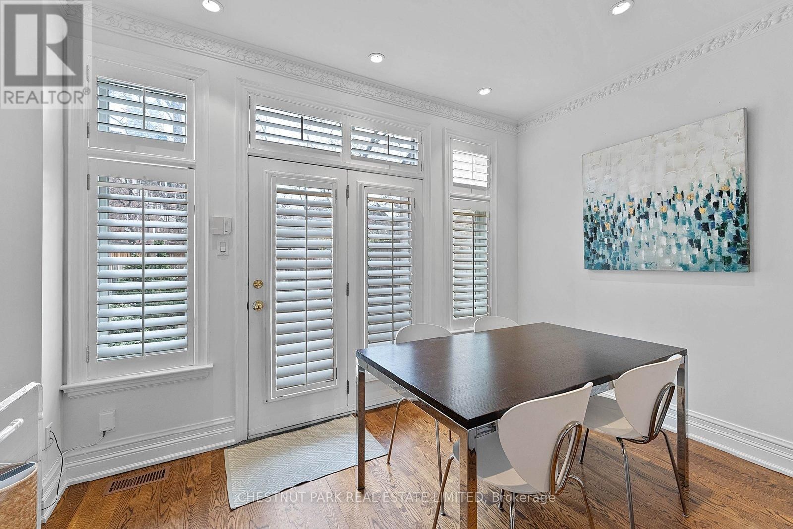 21 CASTLEFIELD AVENUE Image 11