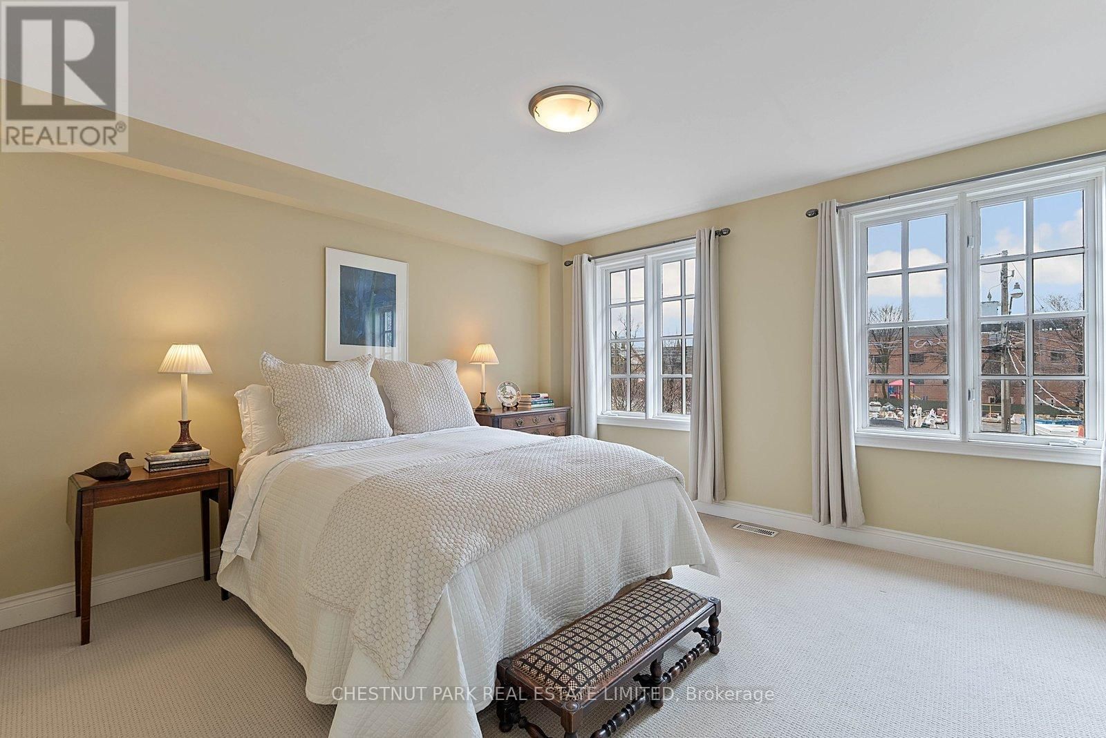 21 CASTLEFIELD AVENUE Image 18