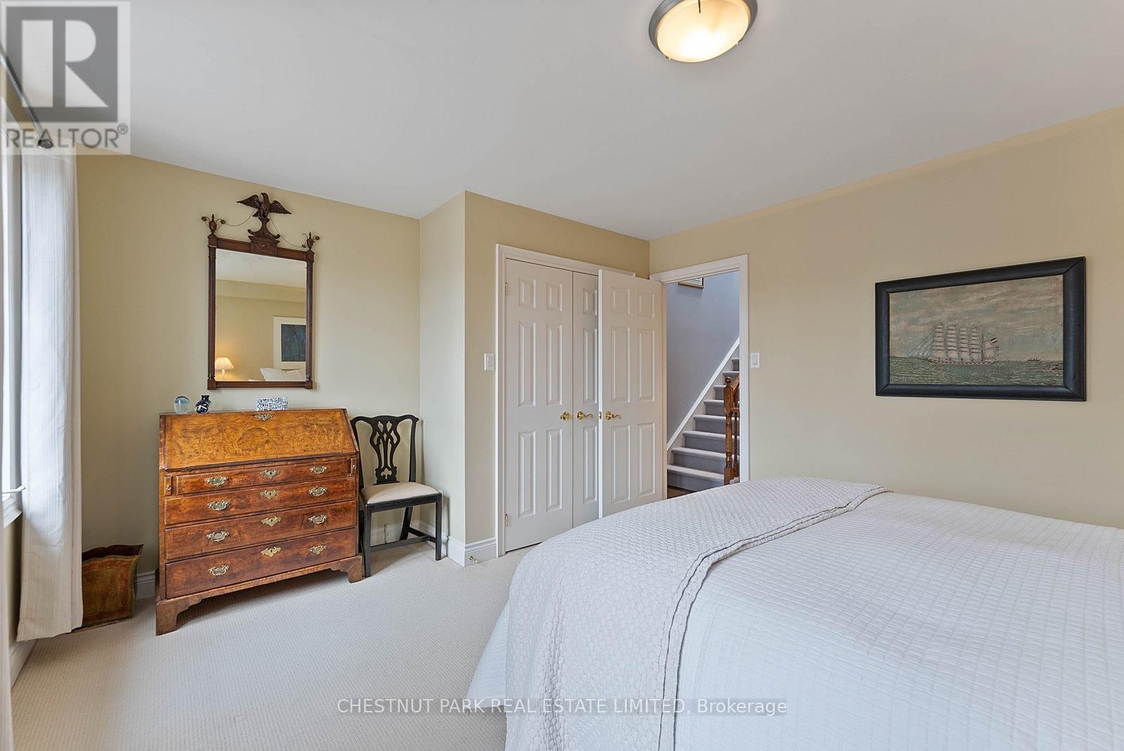 21 CASTLEFIELD AVENUE Image 19