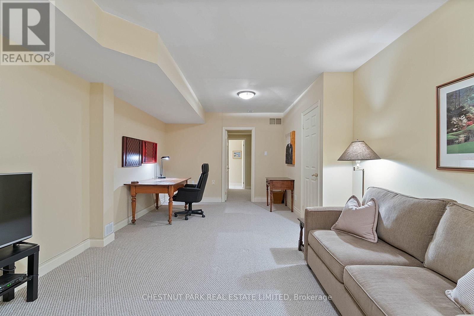 21 CASTLEFIELD AVENUE Image 26