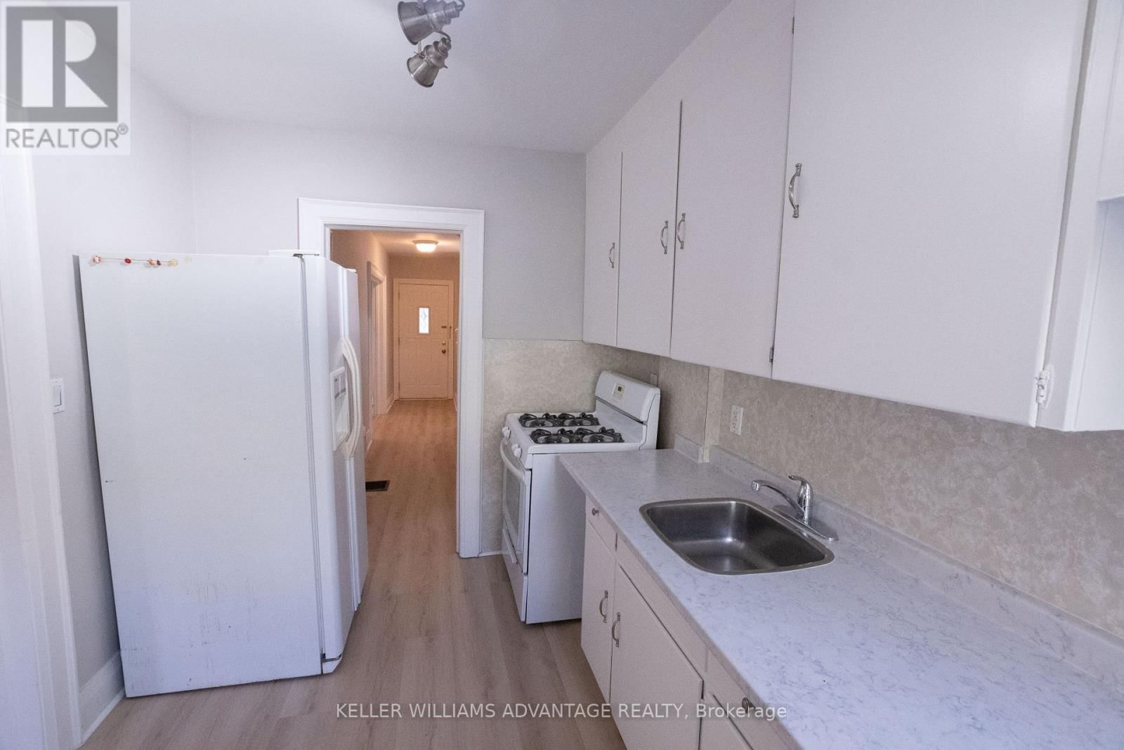 35 MOUNT ROYAL AVENUE Image 13