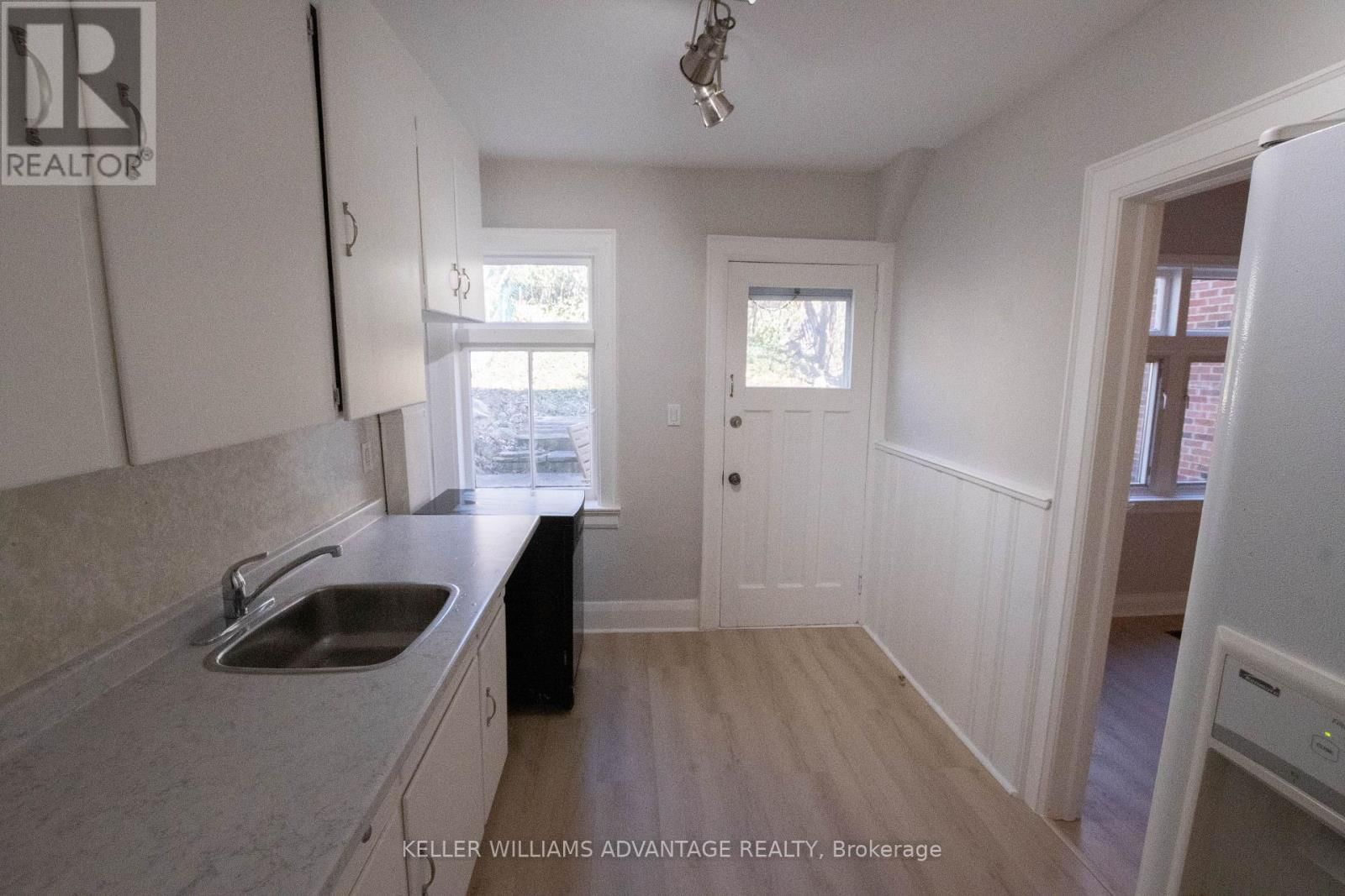 35 MOUNT ROYAL AVENUE Image 15