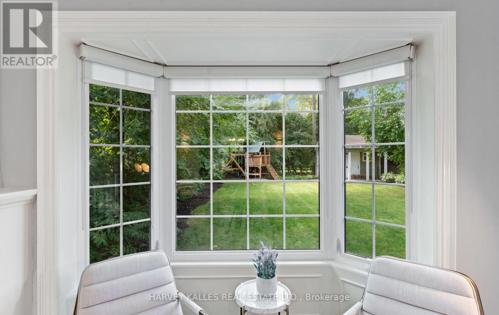 112 MASON BOULEVARD Image 14