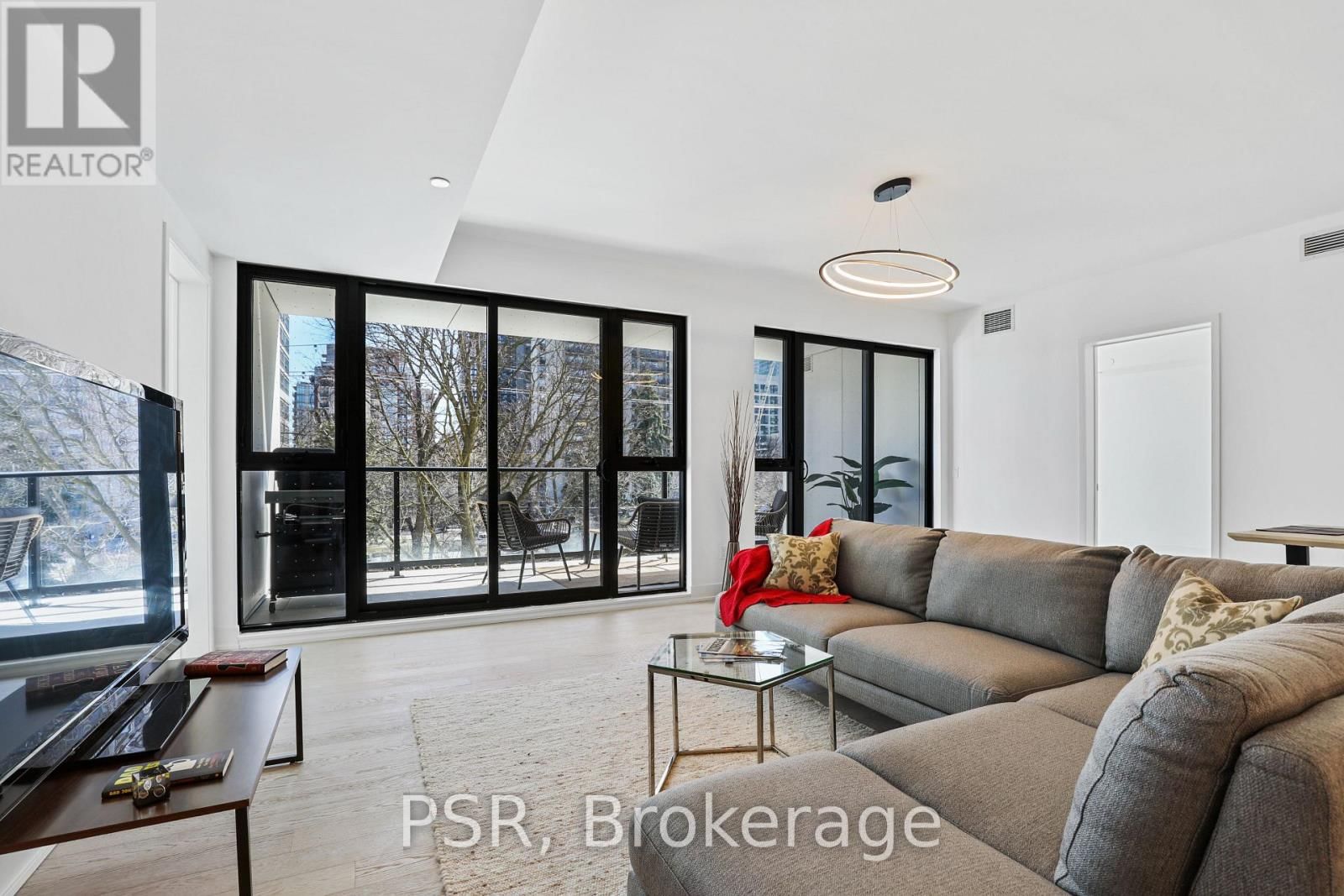 304 - 200 KEEWATIN AVENUE Image 12