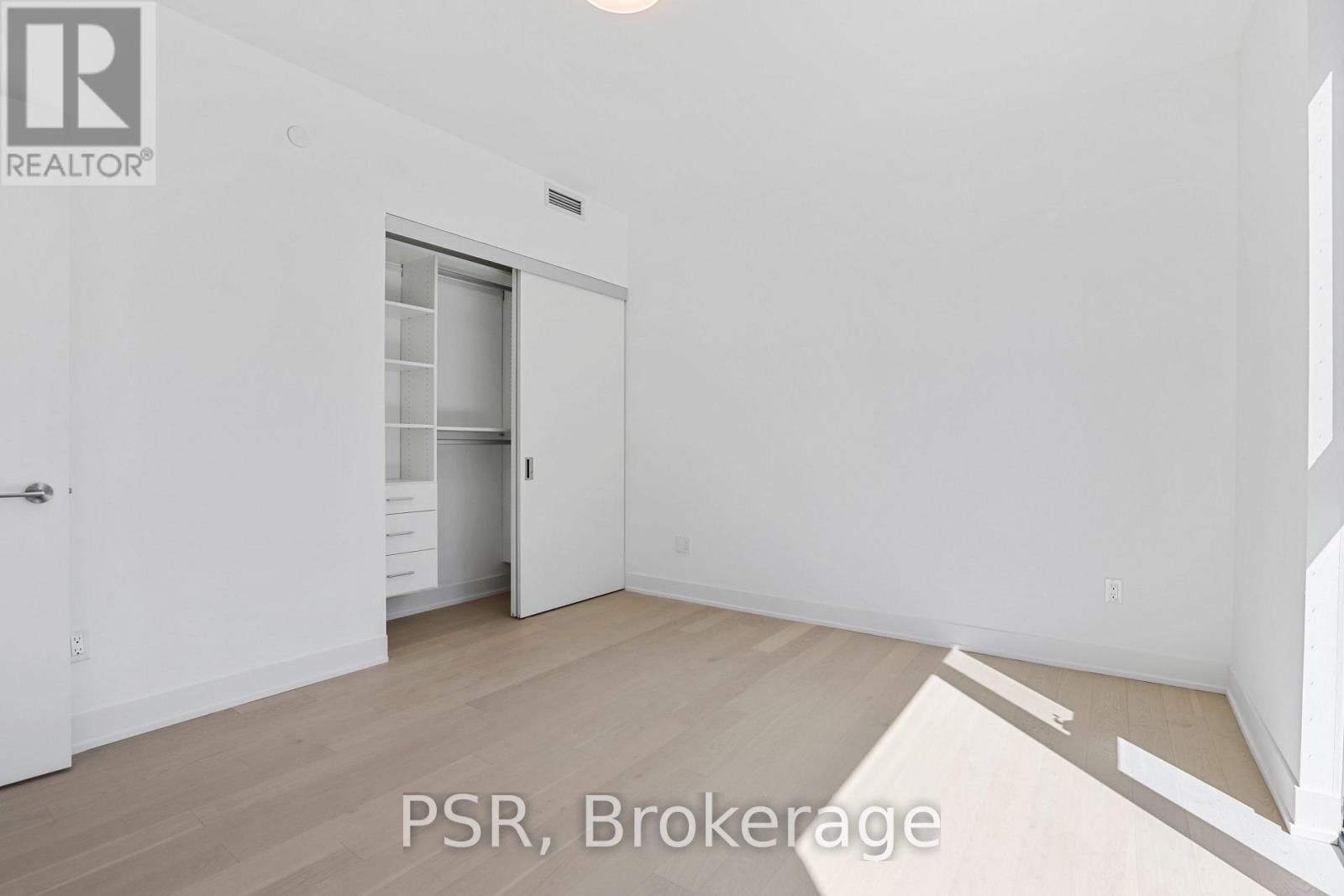 304 - 200 KEEWATIN AVENUE Image 19