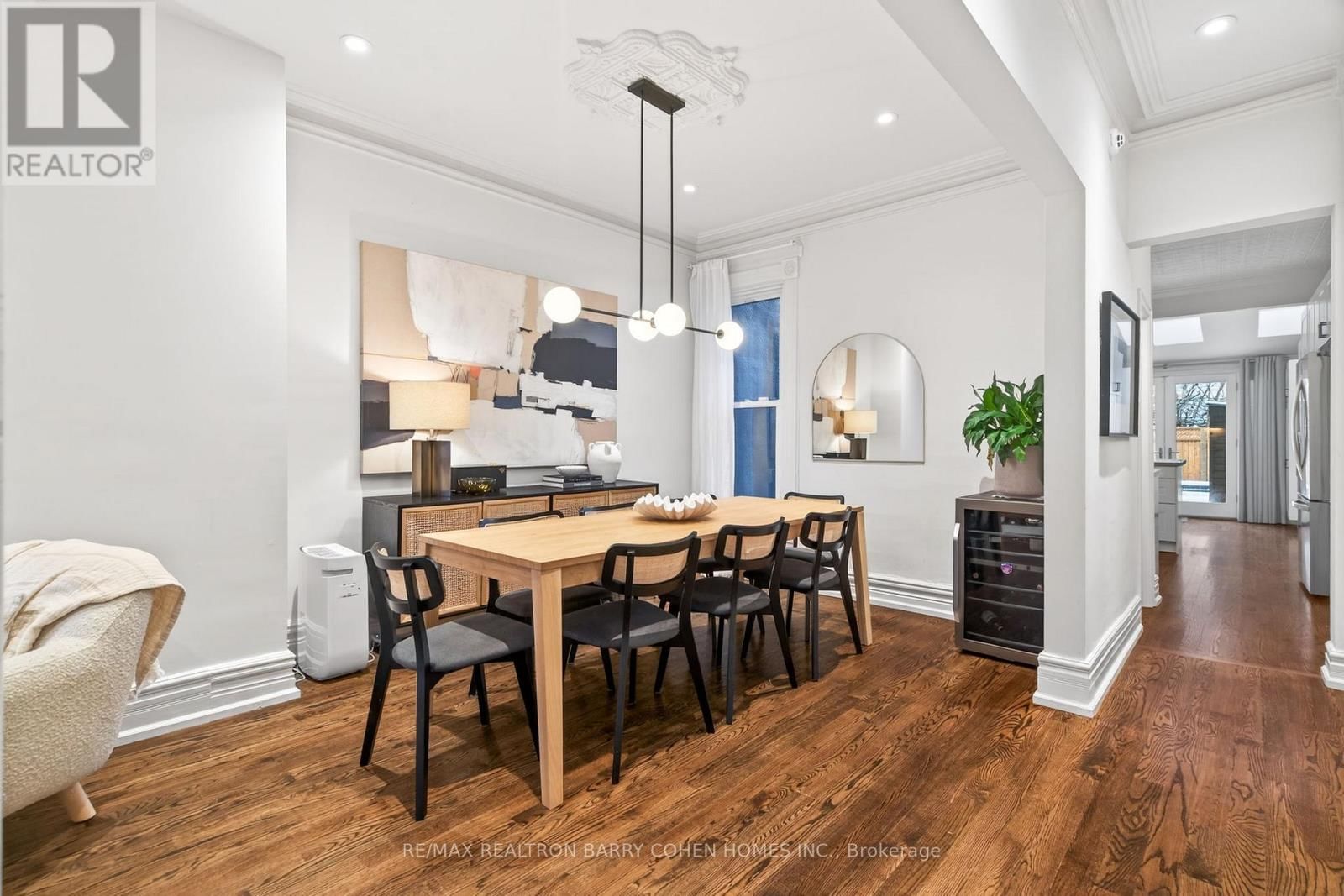 198 MACPHERSON AVENUE Image 12