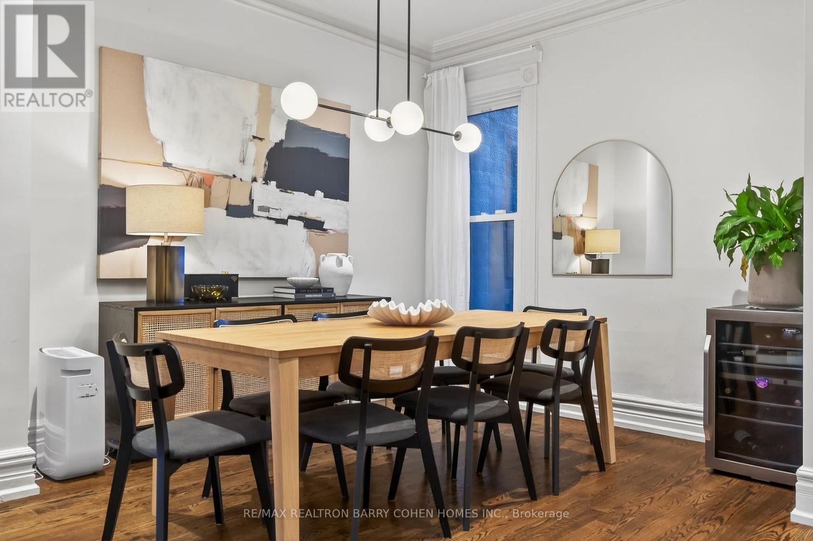 198 MACPHERSON AVENUE Image 13