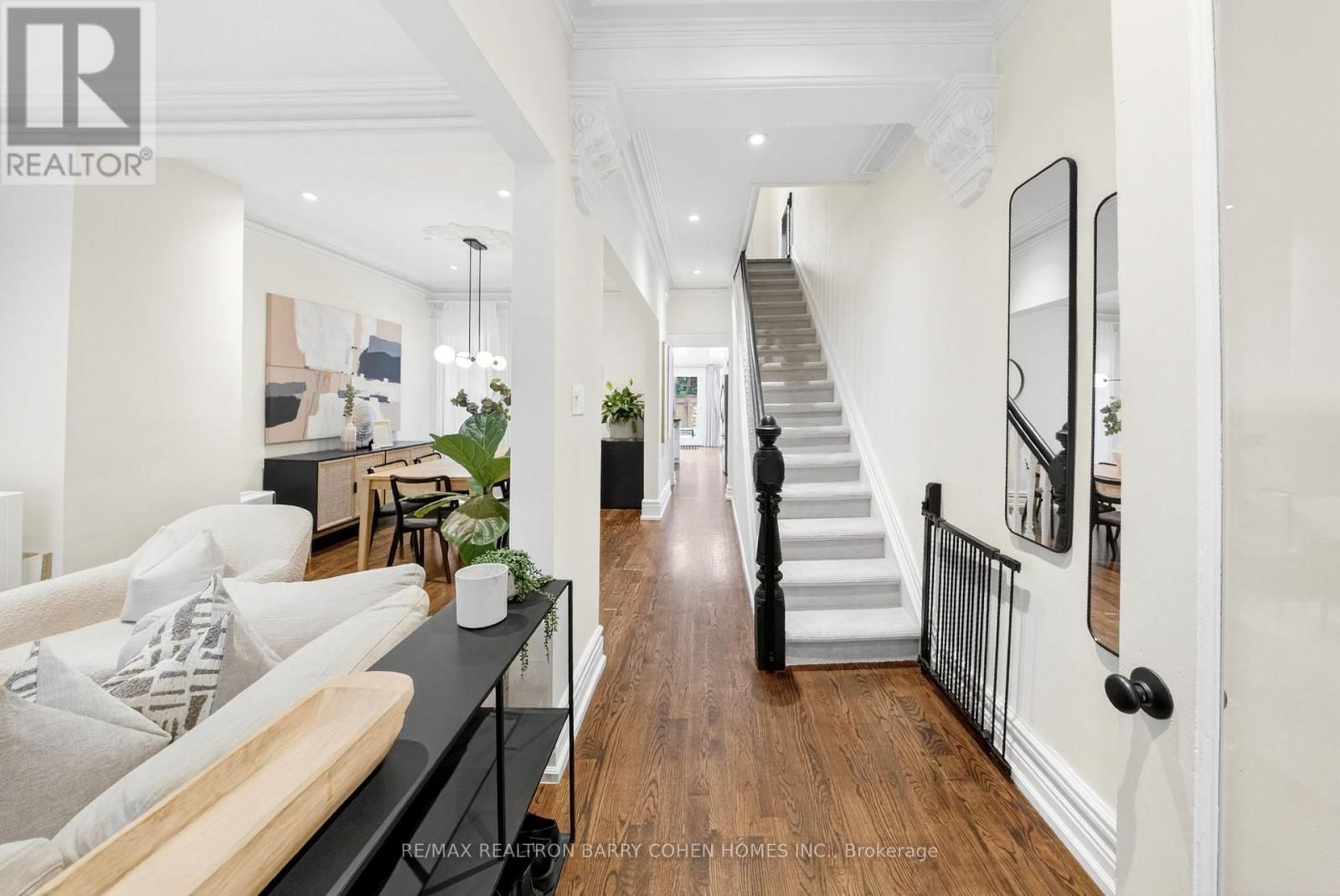 198 MACPHERSON AVENUE Image 2