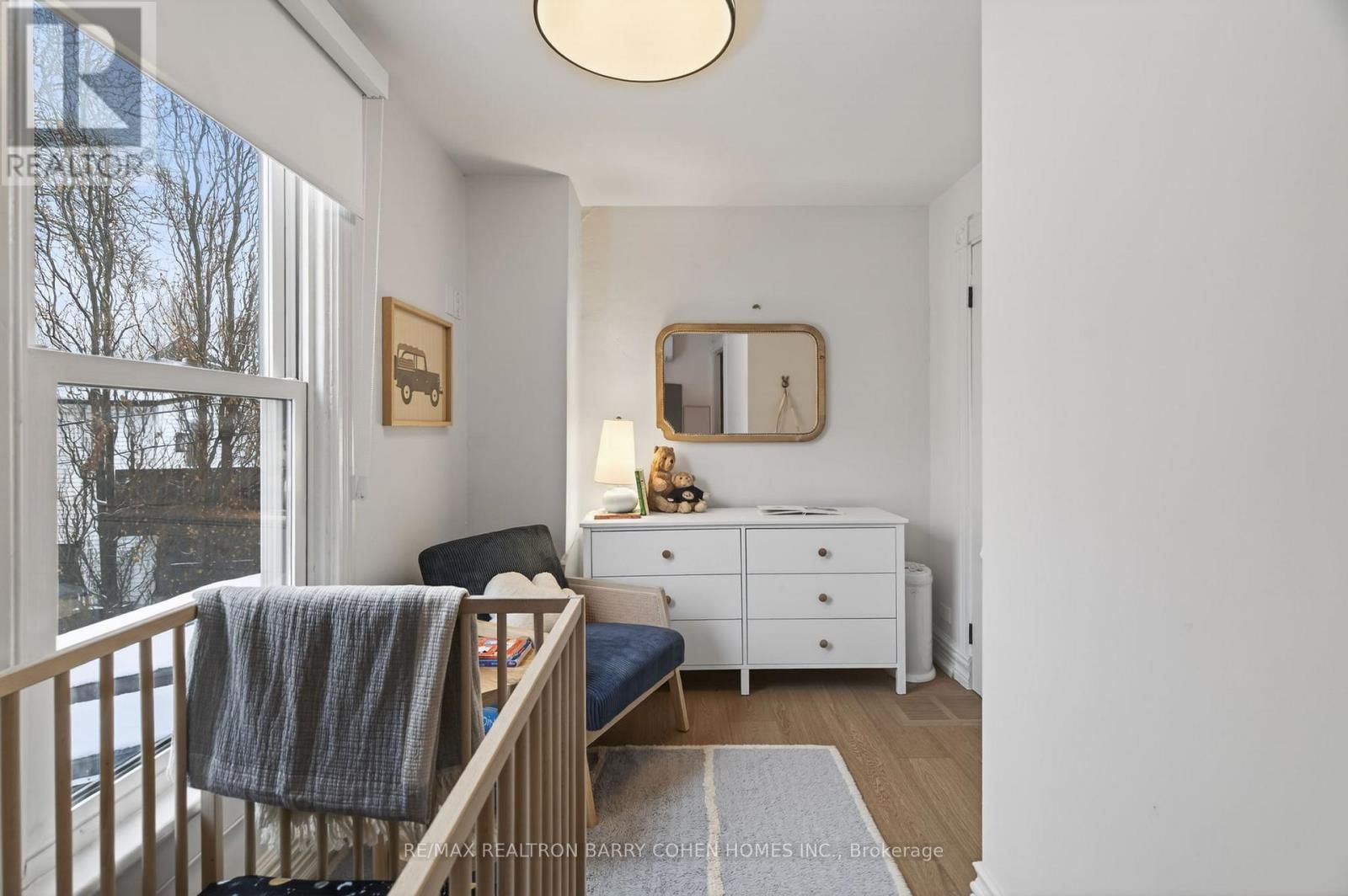 198 MACPHERSON AVENUE Image 34