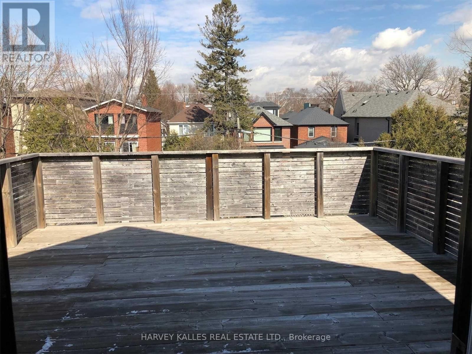 148 ROSLIN AVENUE Image 15