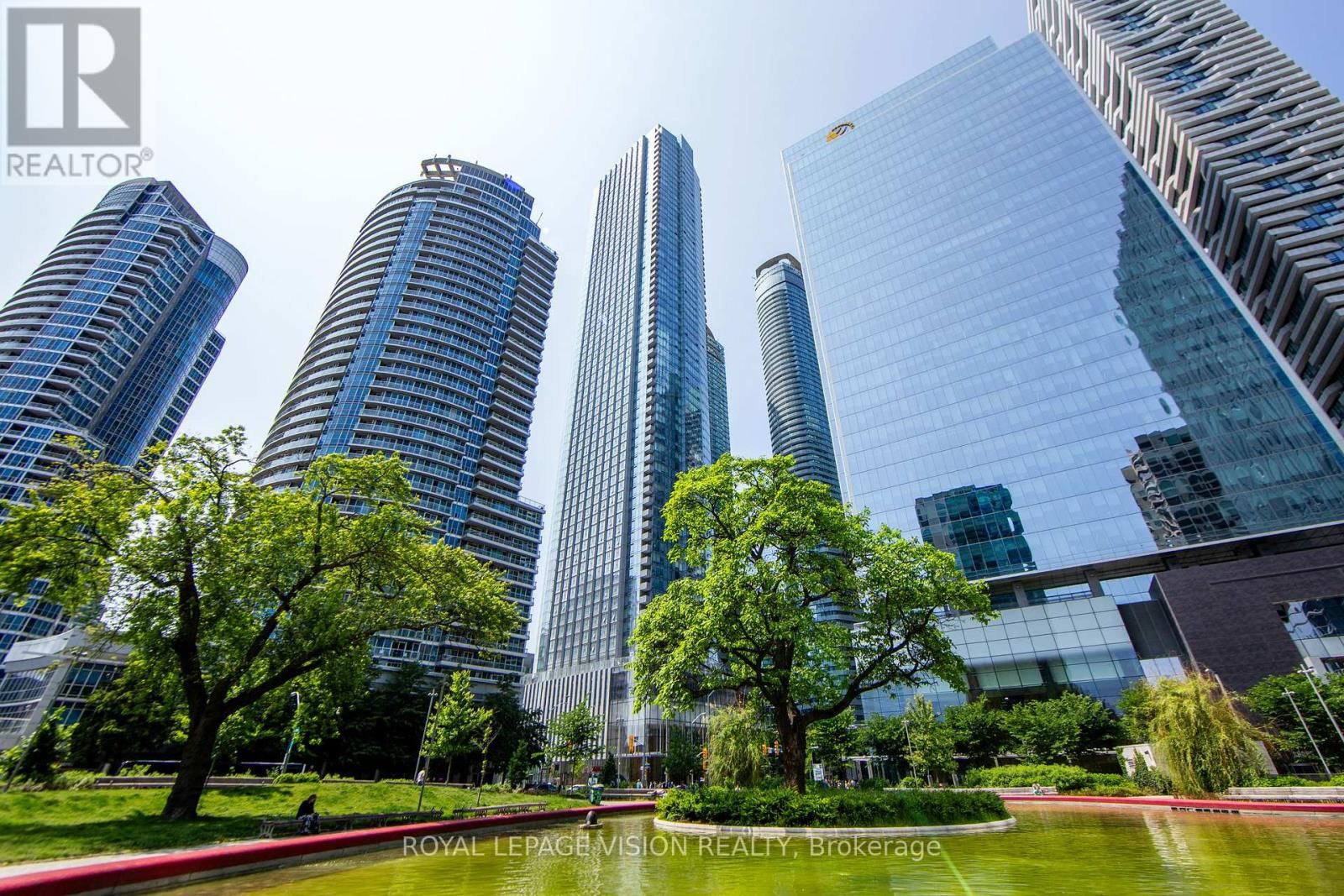 5813 - 10 YORK STREET Image 2