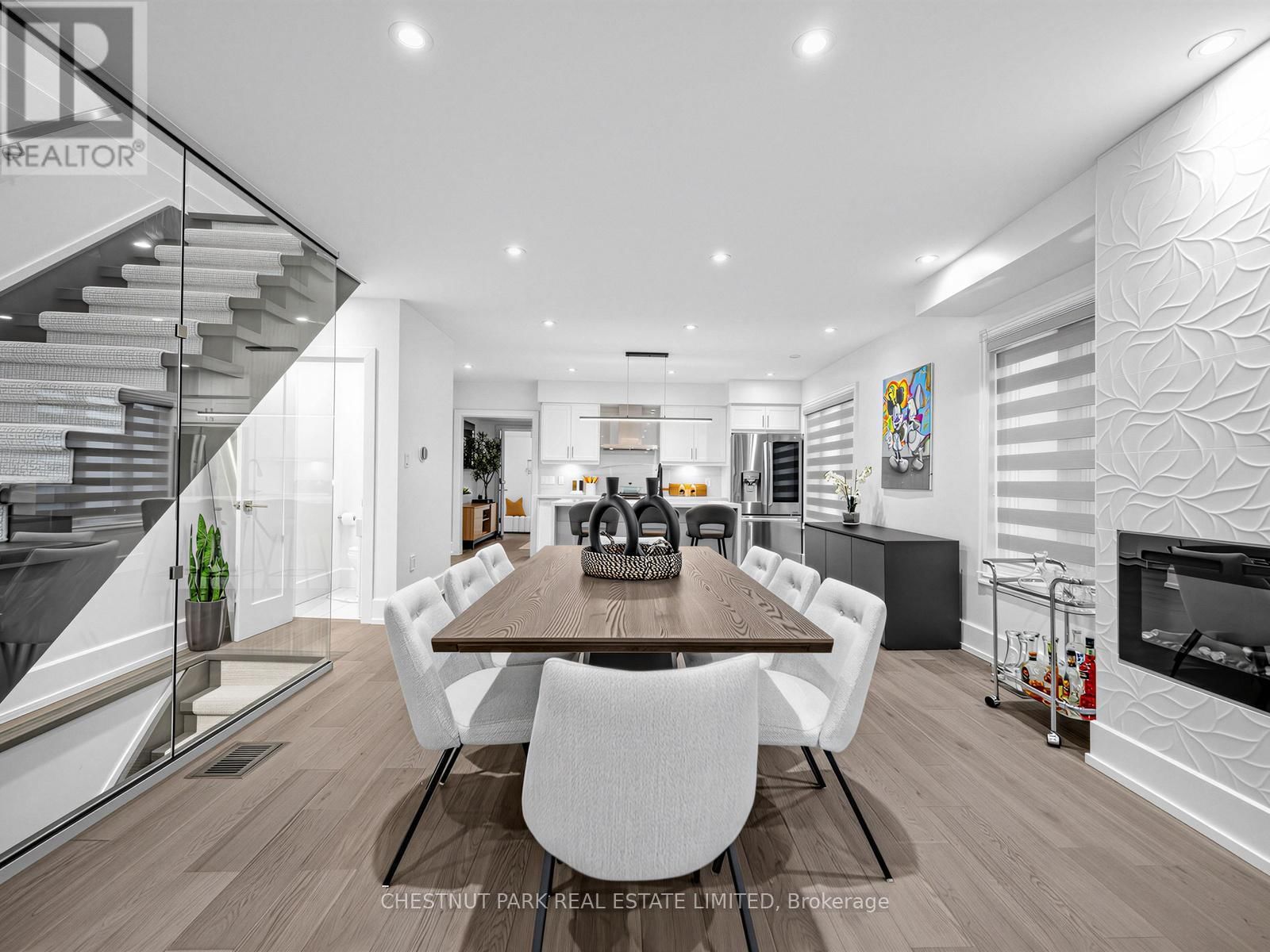 209 ROBINA AVENUE Image 10