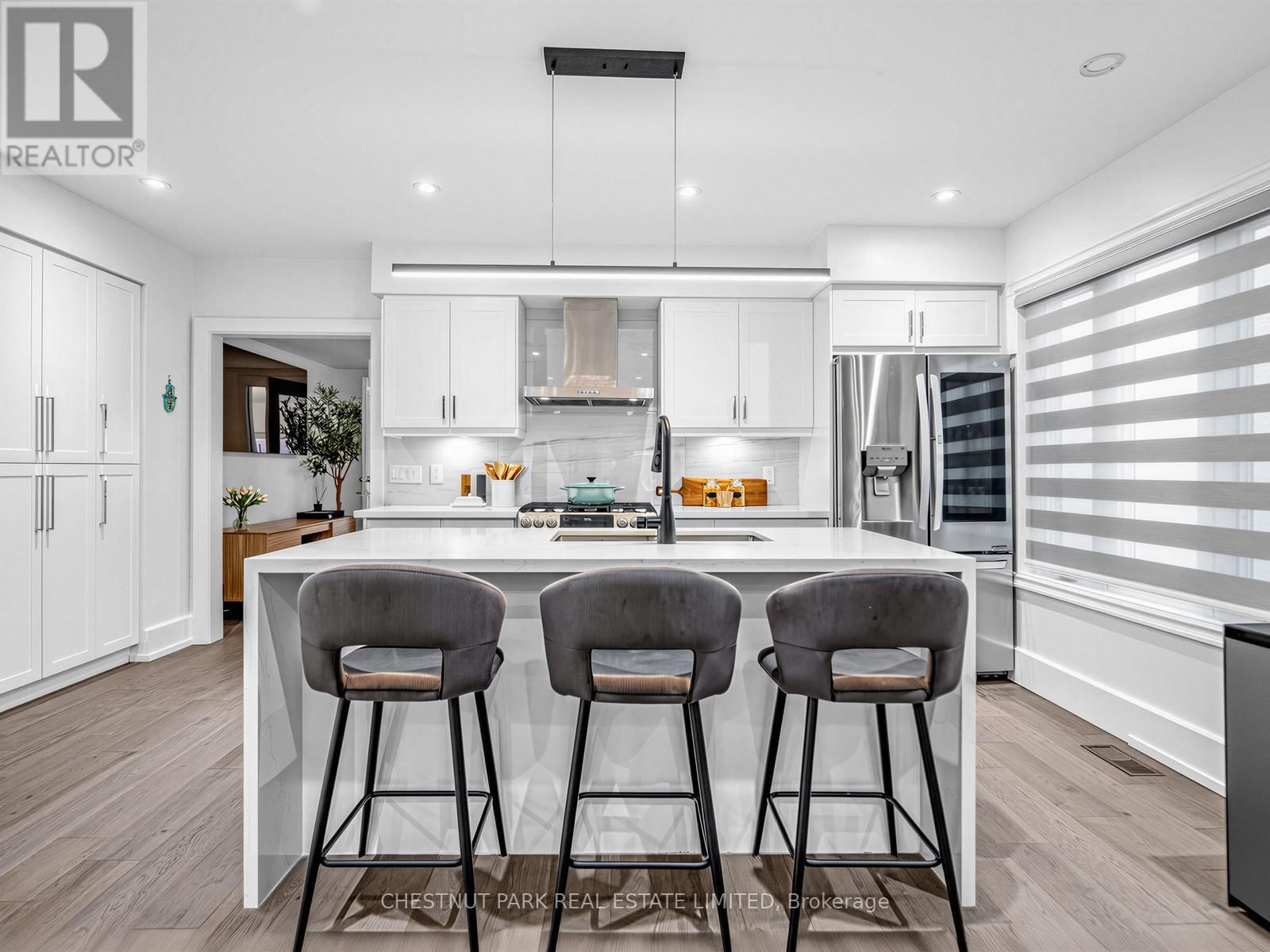 209 ROBINA AVENUE Image 13