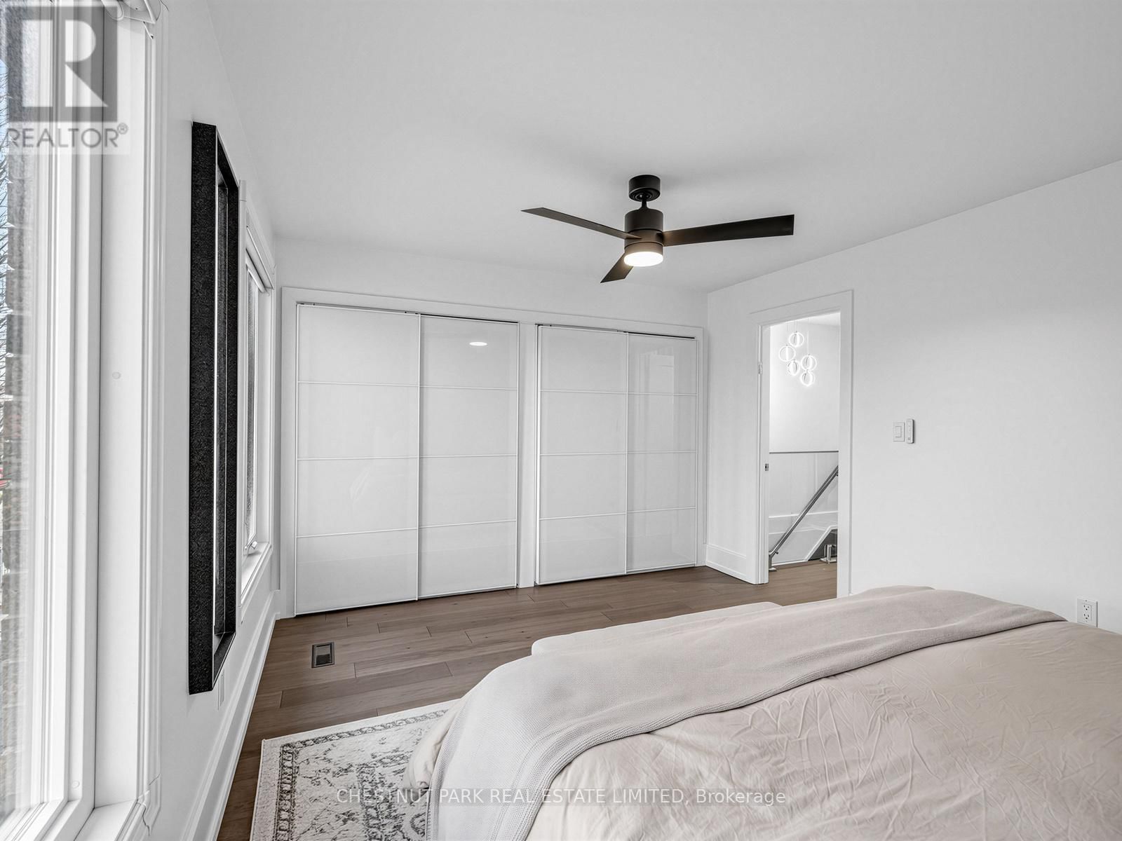 209 ROBINA AVENUE Image 23