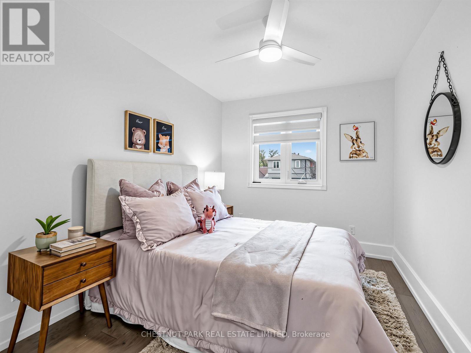 209 ROBINA AVENUE Image 25