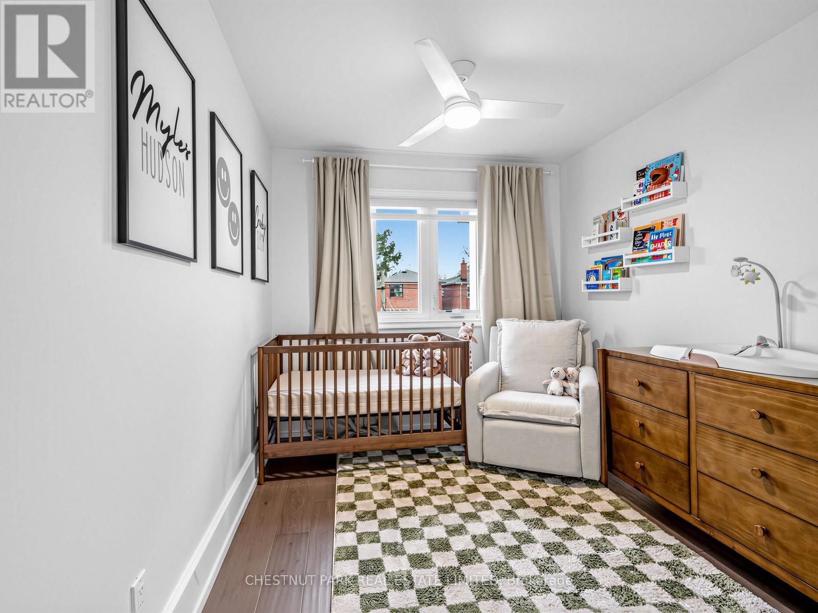 209 ROBINA AVENUE Image 27