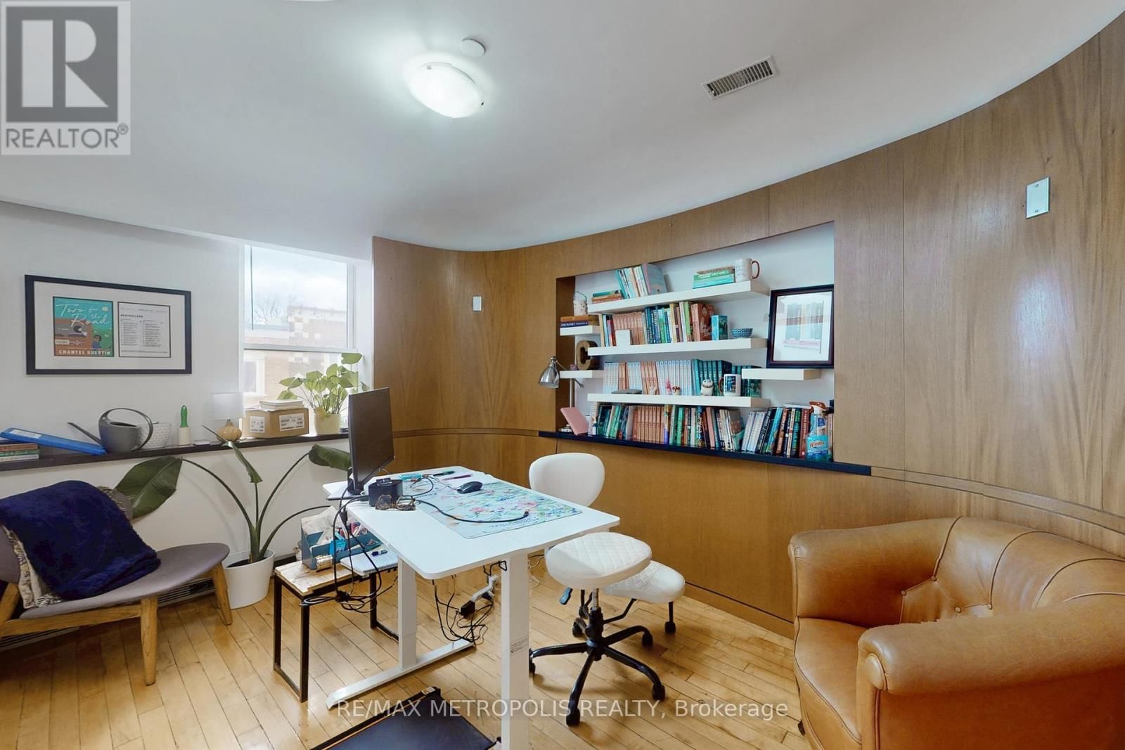 3 - 527 BLOOR STREET WEST Image 5