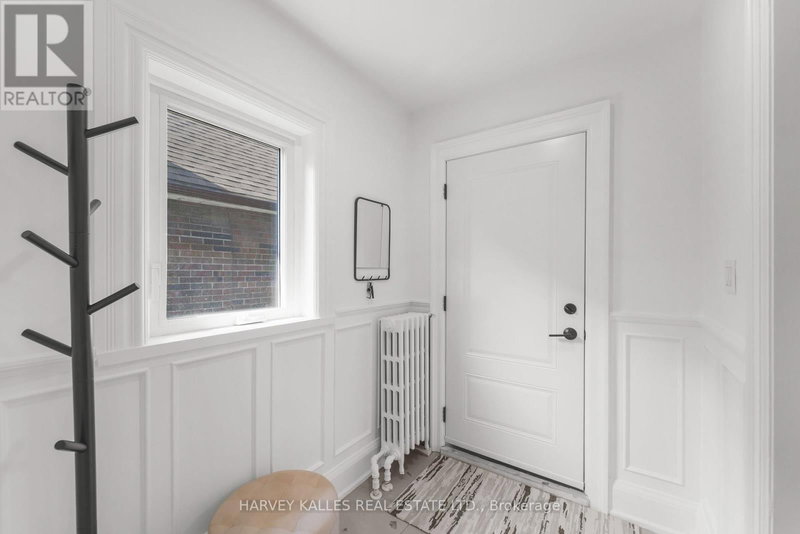 243 Northcliffe Boulevard, Toronto (Oakwood Village), M6E3K8 | Image 3