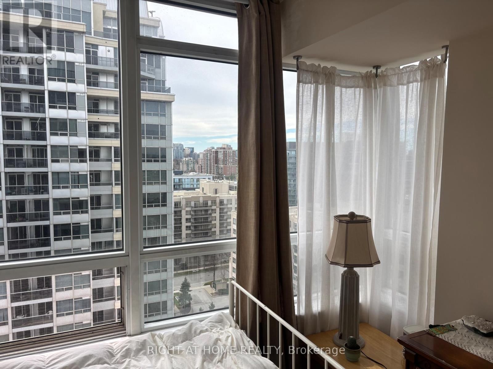 1614 - 8 REAN DRIVE Image 11