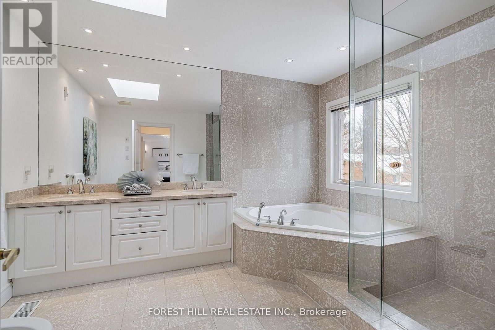 16 NORTHWOOD DRIVE Image 27