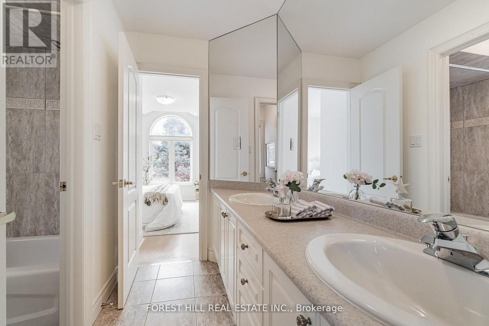 16 NORTHWOOD DRIVE Image 31