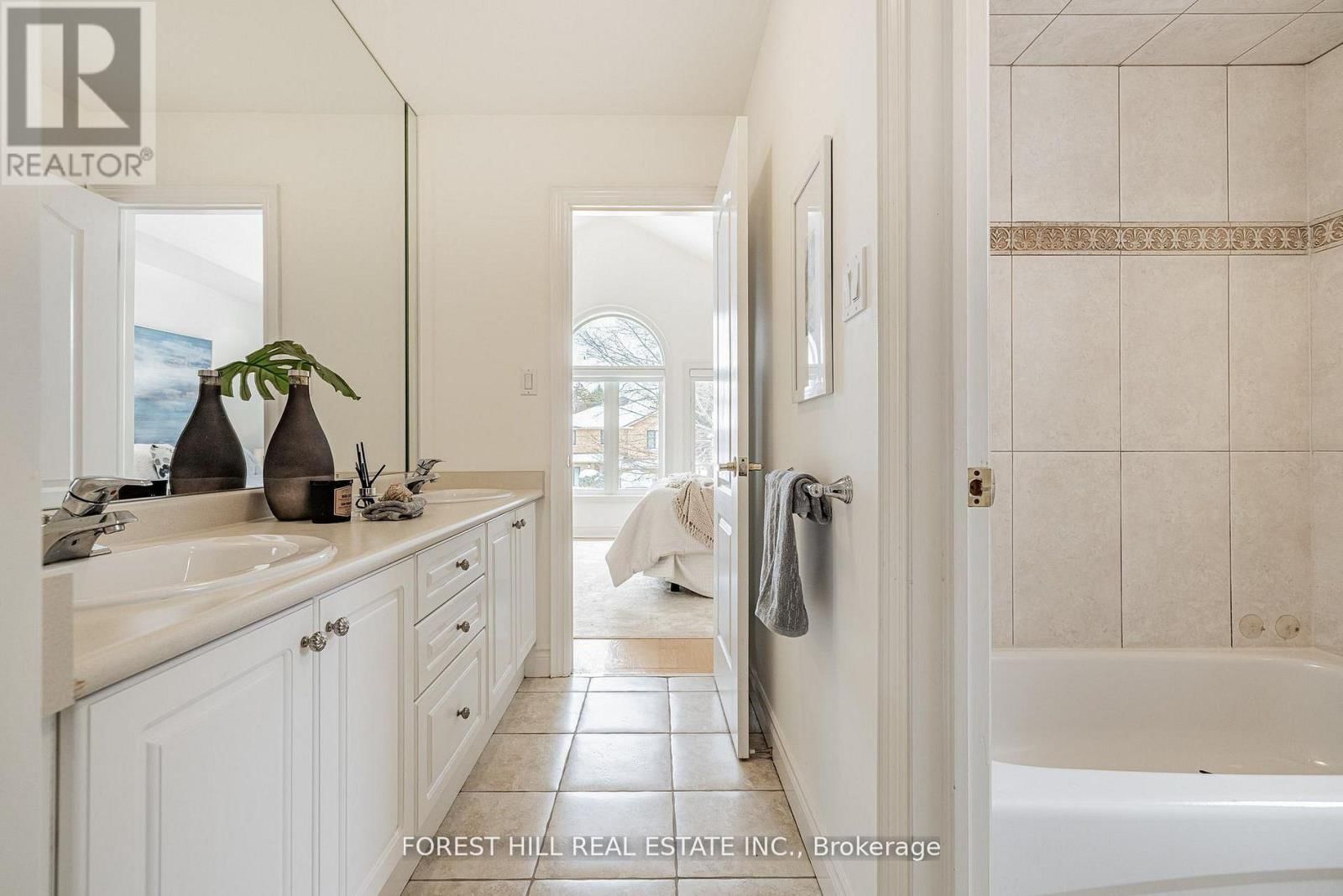 16 NORTHWOOD DRIVE Image 33