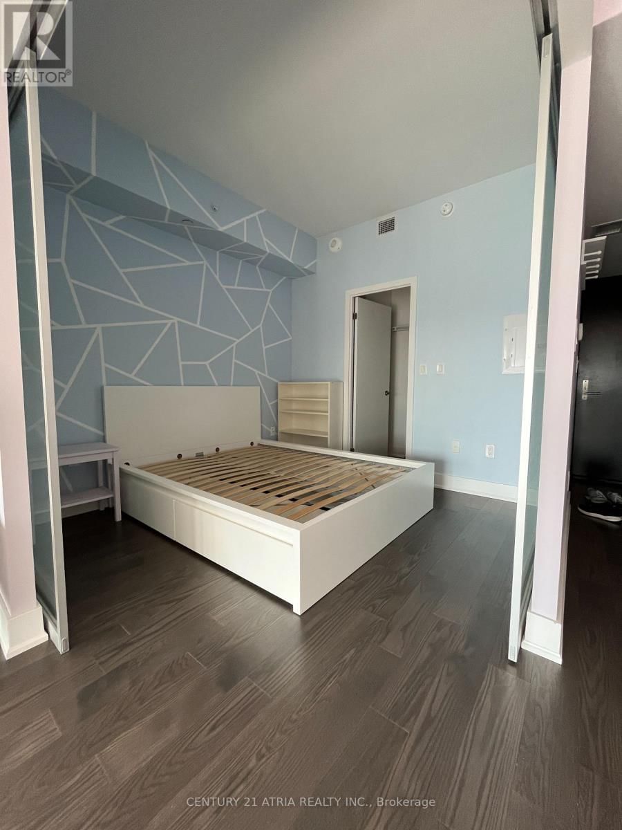 3007 - 955 BAY STREET Image 12