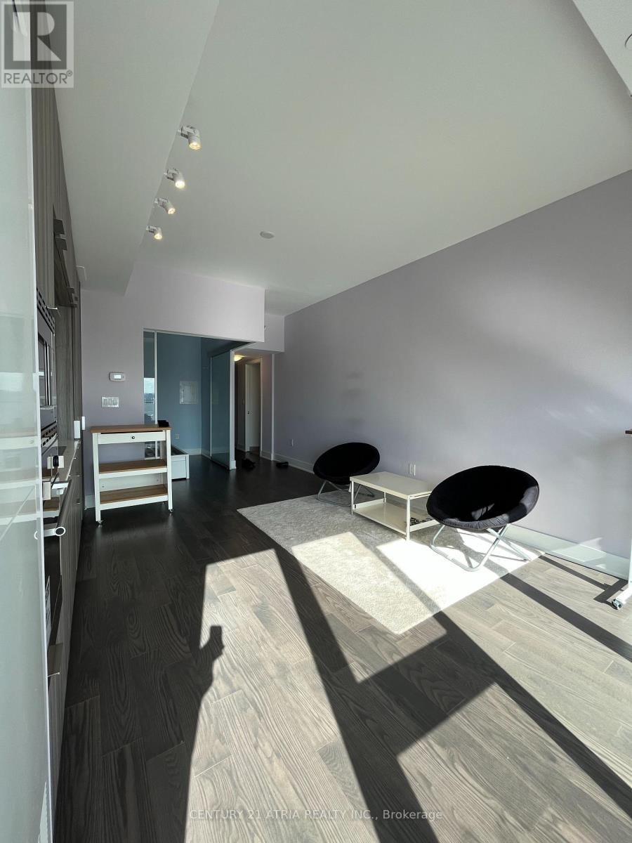 3007 - 955 BAY STREET Image 7