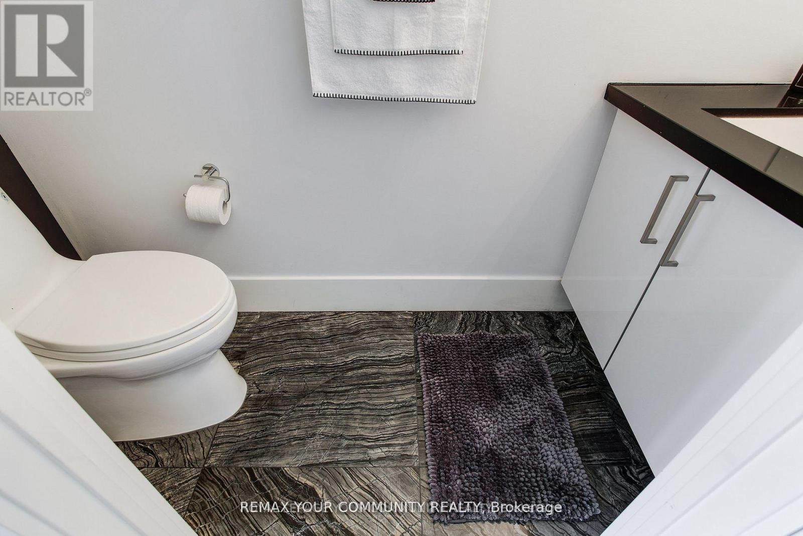 1109 - 39 QUEENS QUAY EAST Image 25