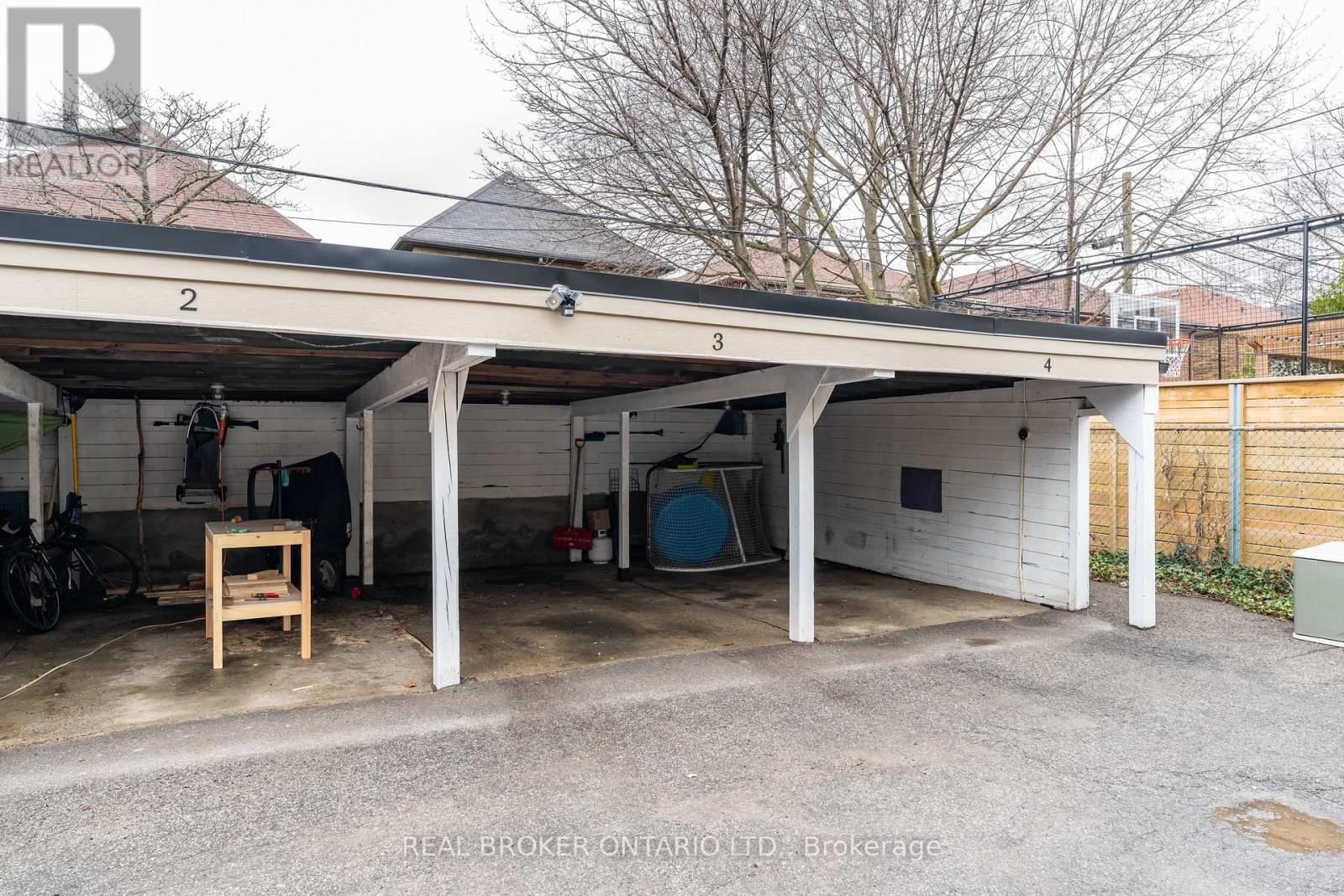 Unit 3 - 462 ORIOLE PARKWAY Image 23