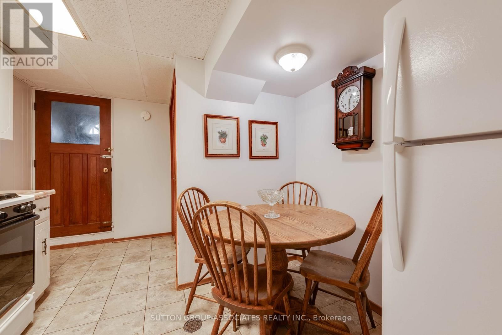 299 WYCHWOOD AVENUE Image 29