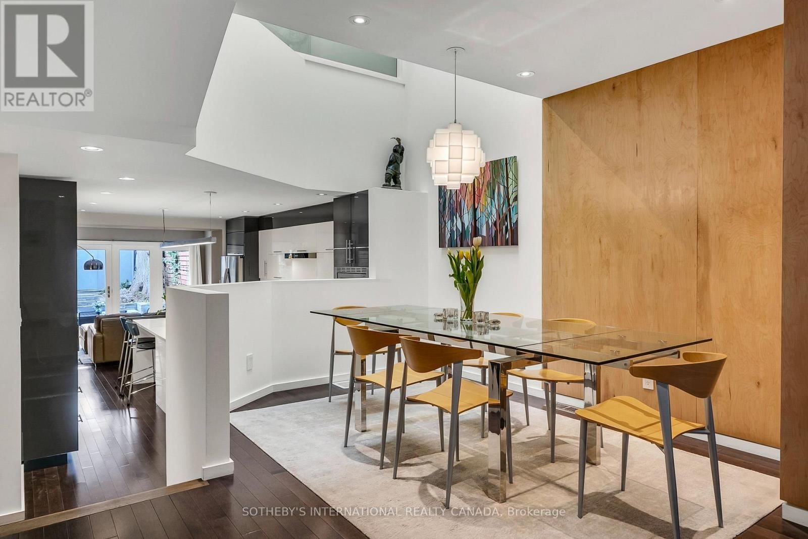 30 SWORD STREET Image 11